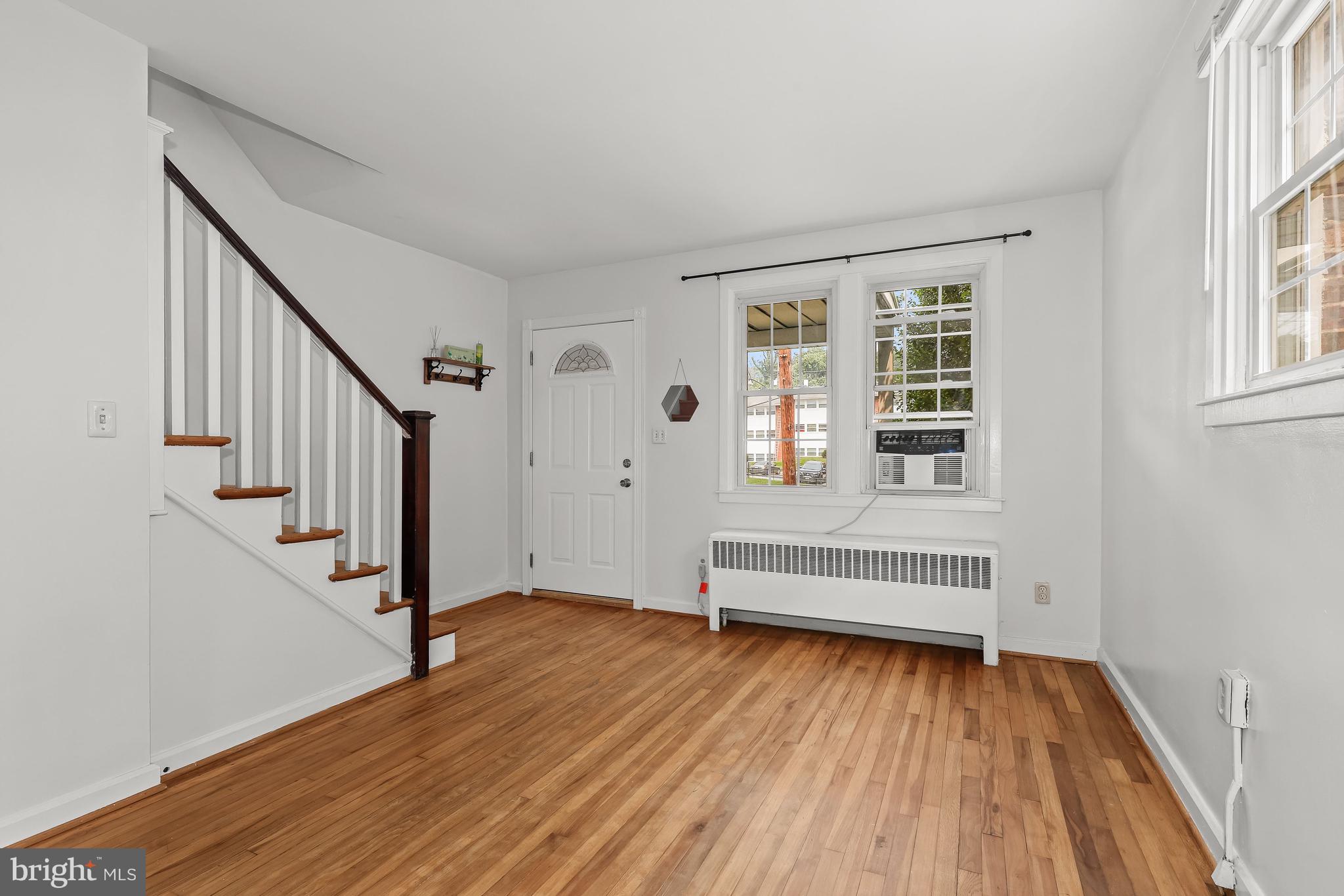 HAMPDEN HISTORIC DISTRICT - Residential