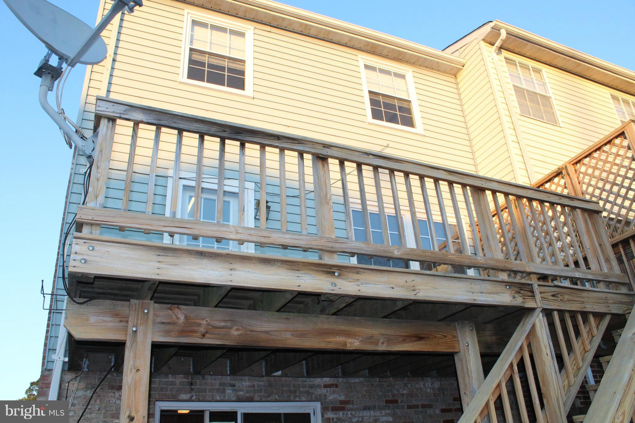 POINT OF WOODS - Residential Lease