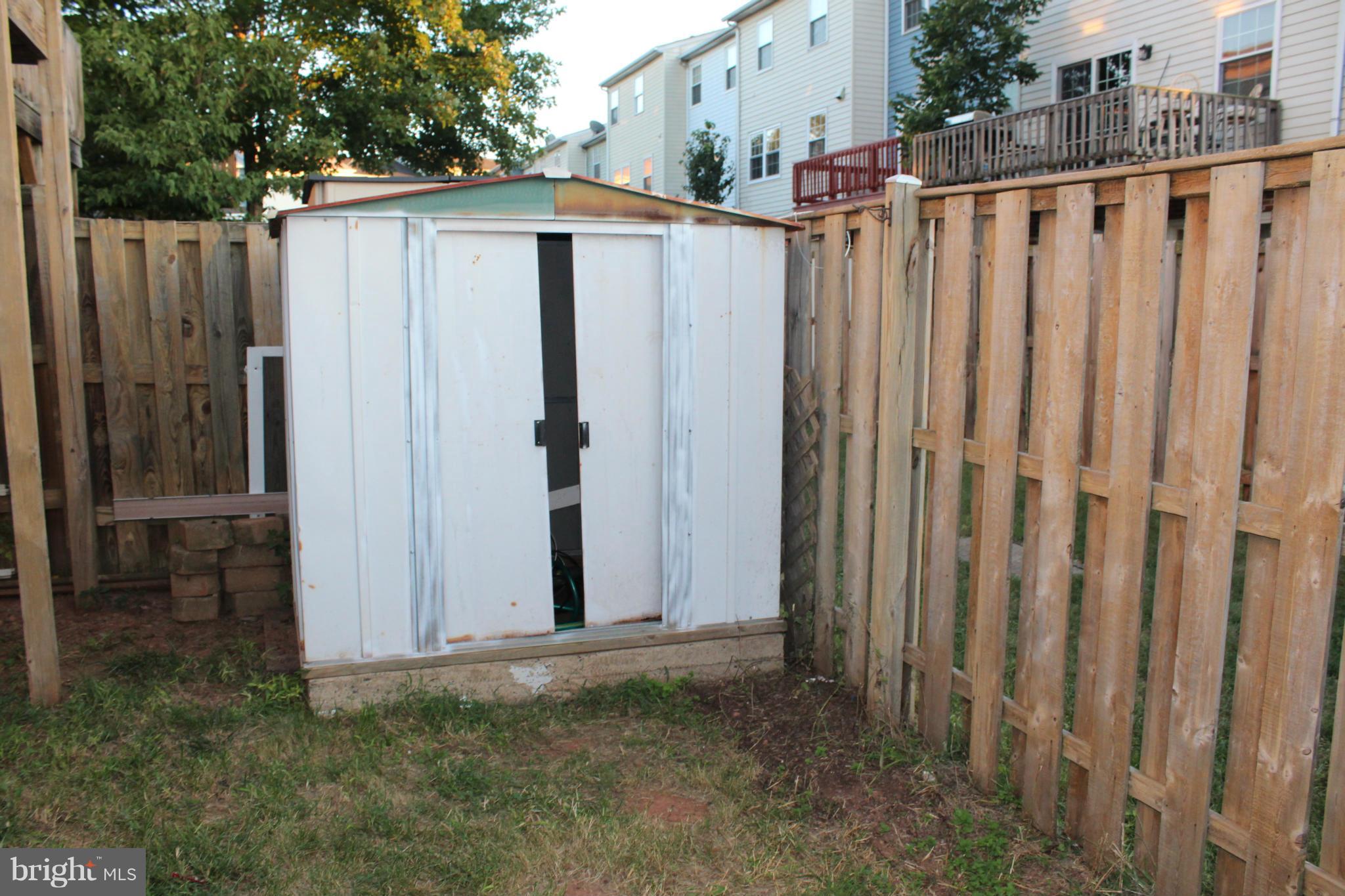 POINT OF WOODS - Residential Lease