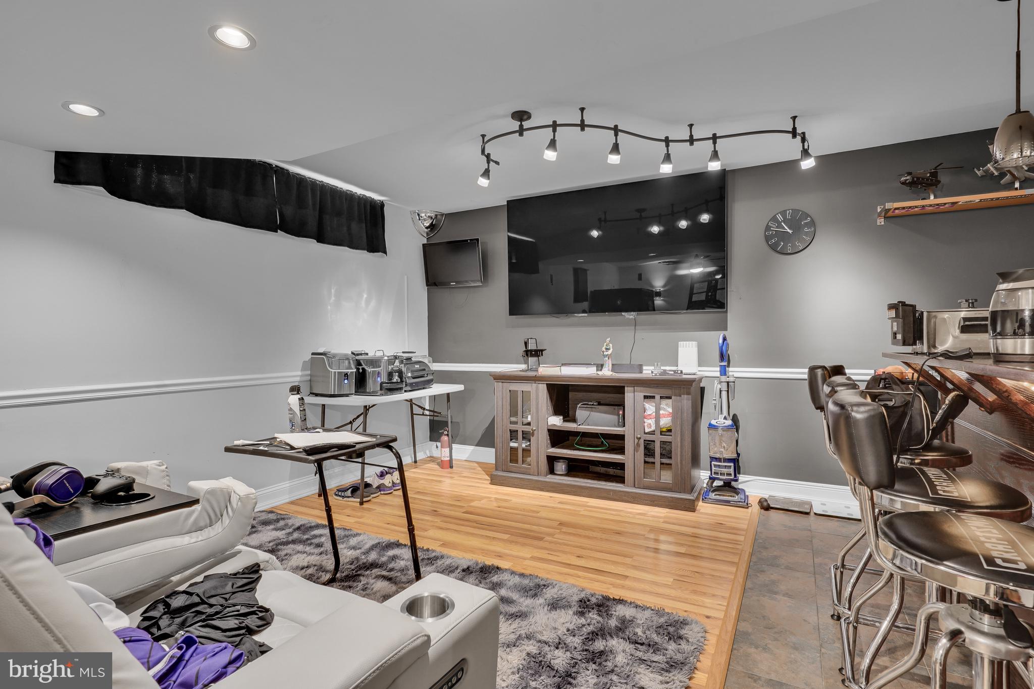 WHITSON RIDGE - Residential