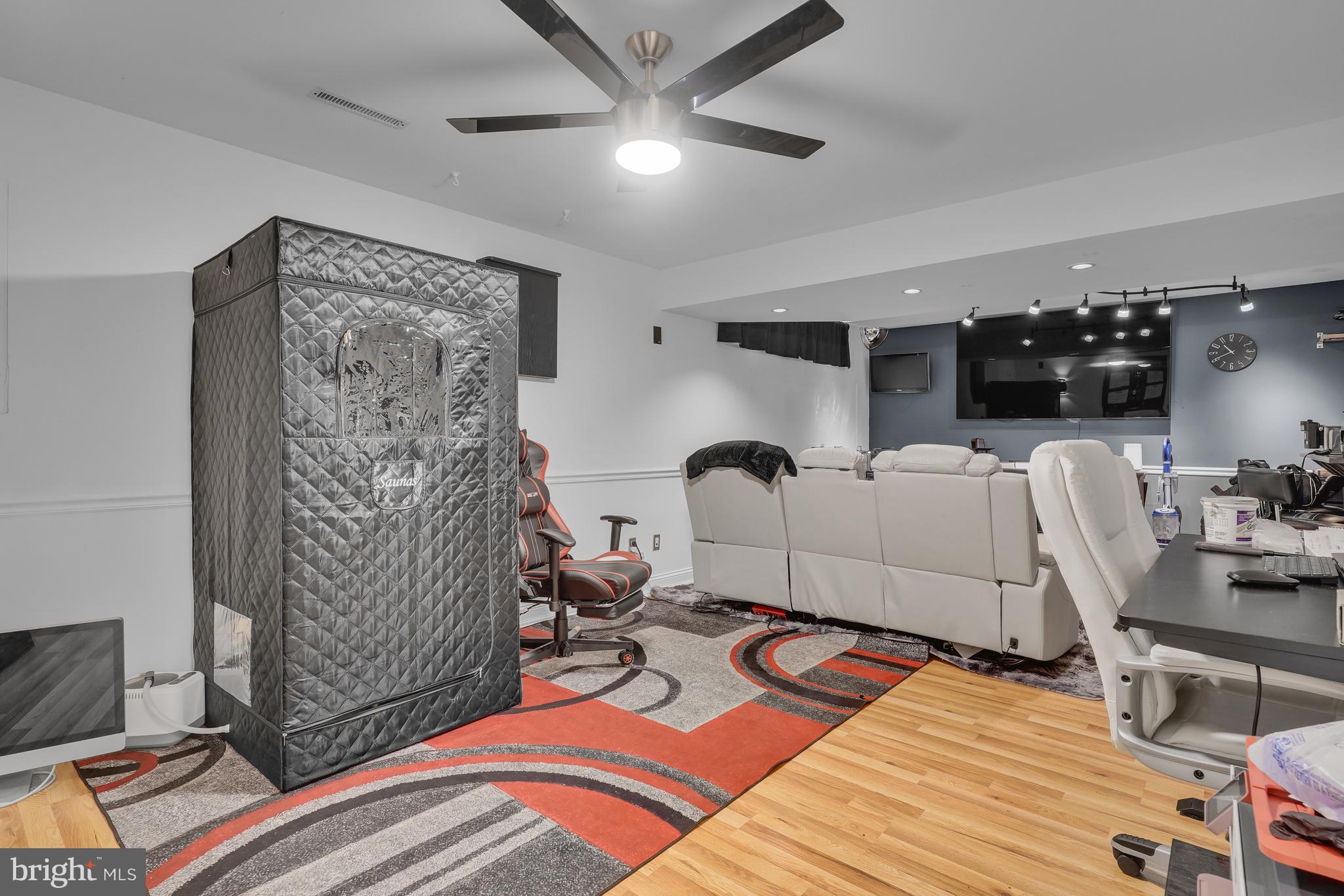 WHITSON RIDGE - Residential