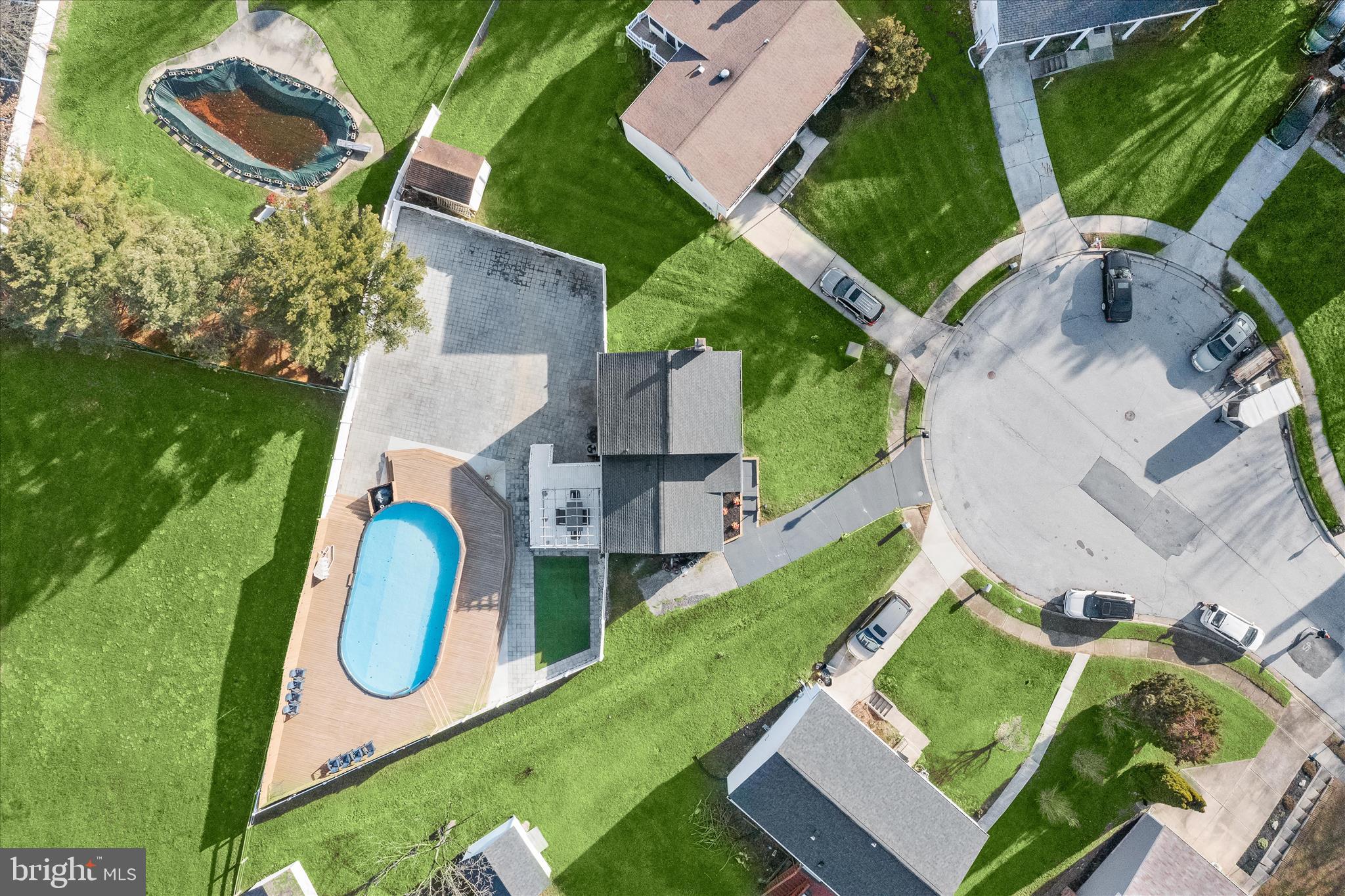 WOODBRIDGE VALLEY - Residential