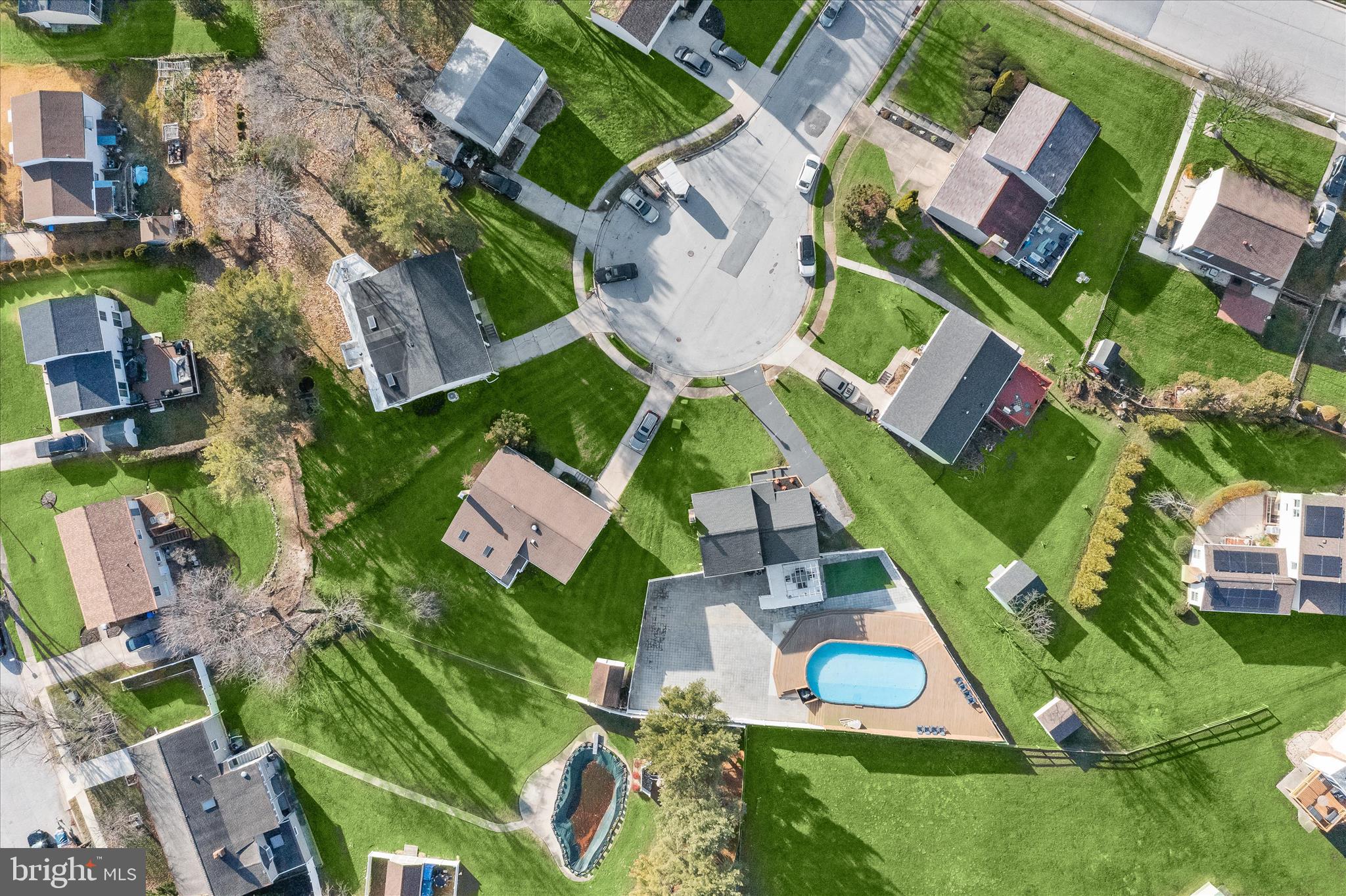 WOODBRIDGE VALLEY - Residential