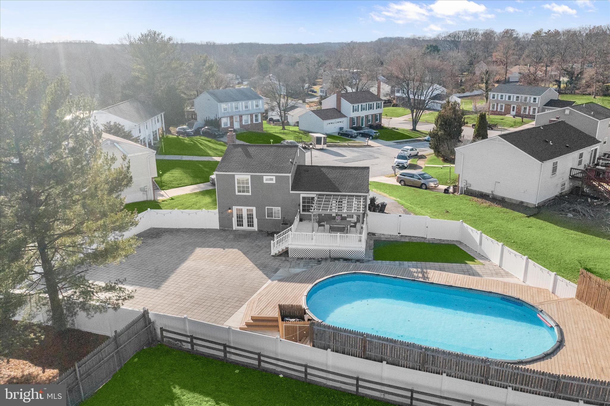 WOODBRIDGE VALLEY - Residential