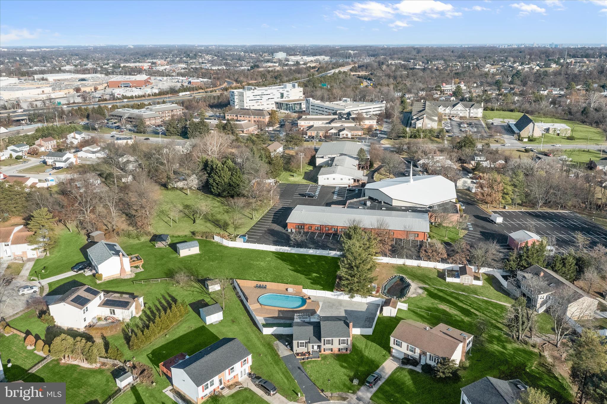 WOODBRIDGE VALLEY - Residential