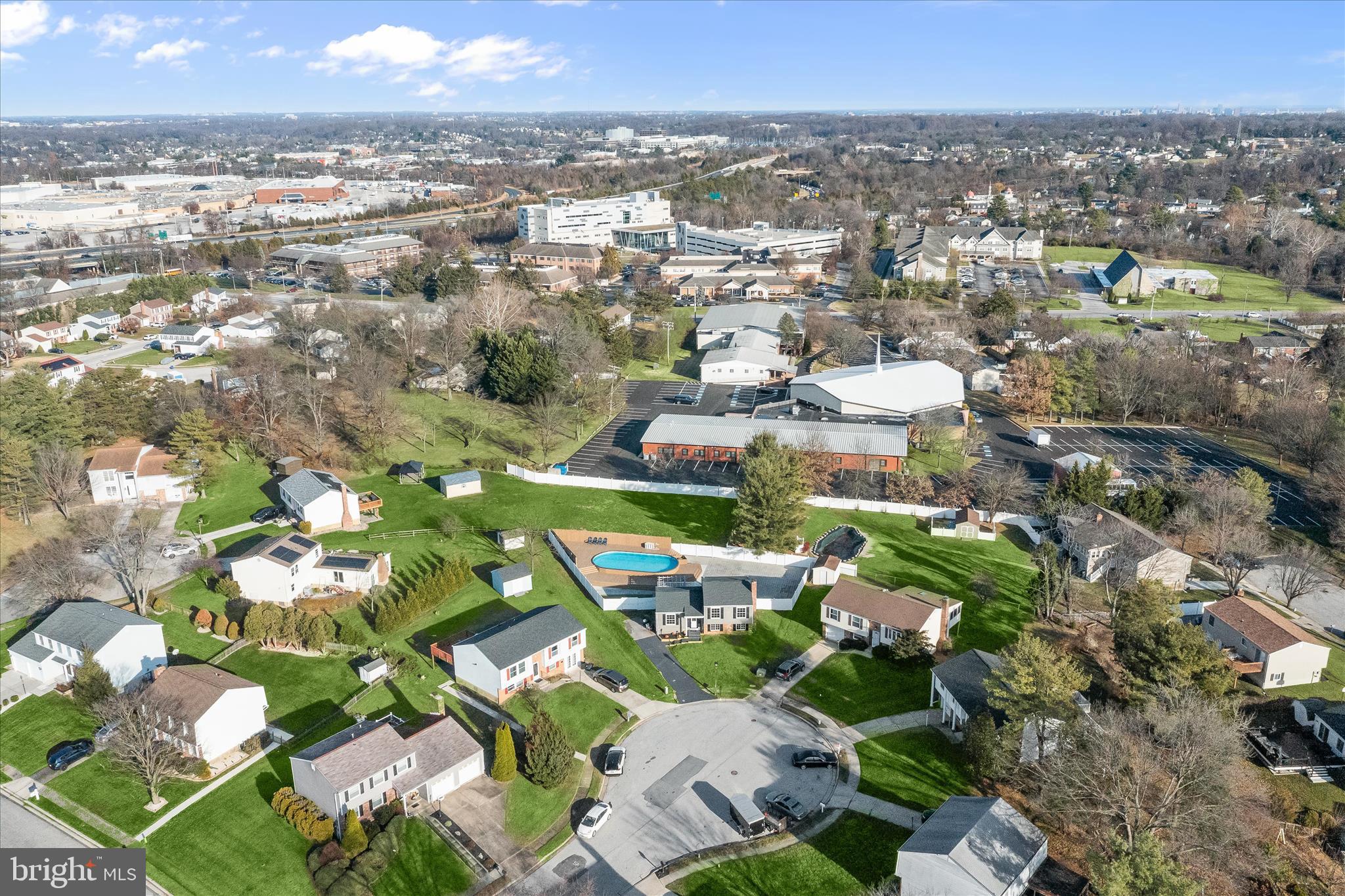 WOODBRIDGE VALLEY - Residential