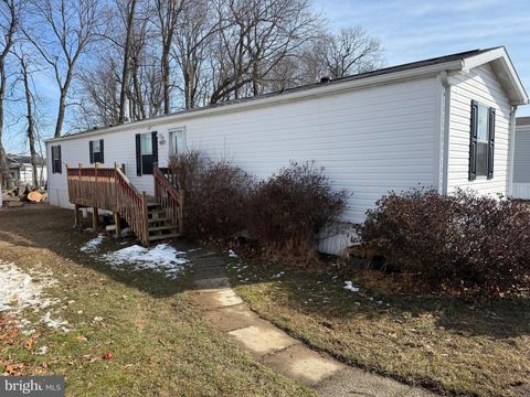 122 DAWN STREET QUARRYVILLE PA 17566