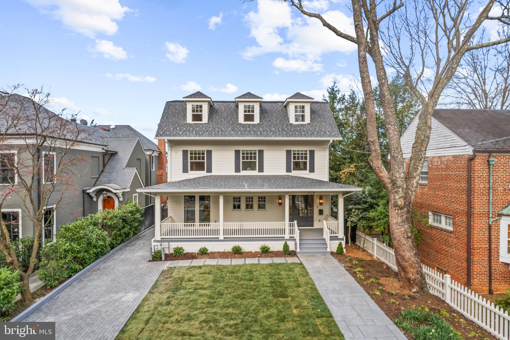CLEVELAND PARK - Residential