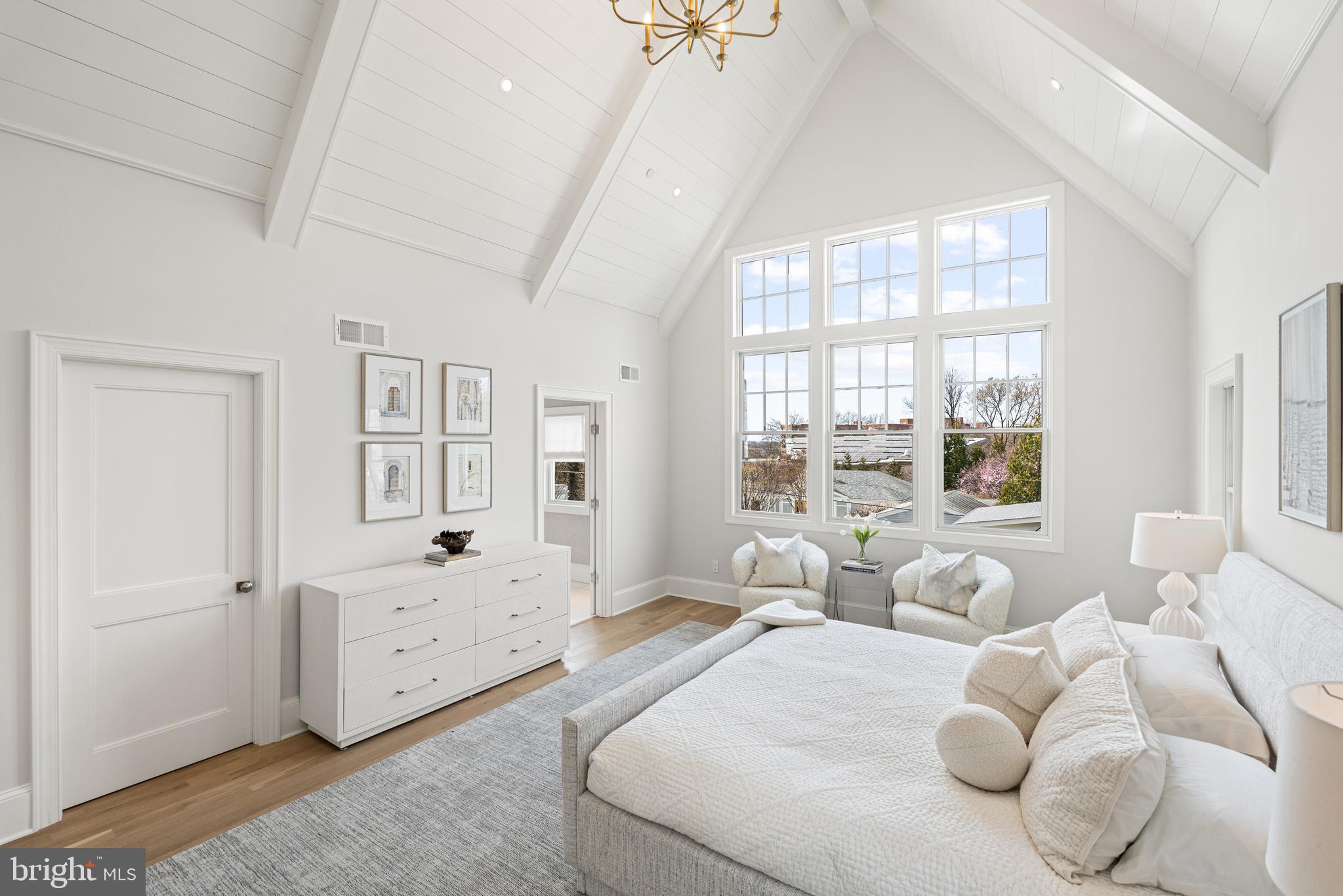 CLEVELAND PARK - Residential