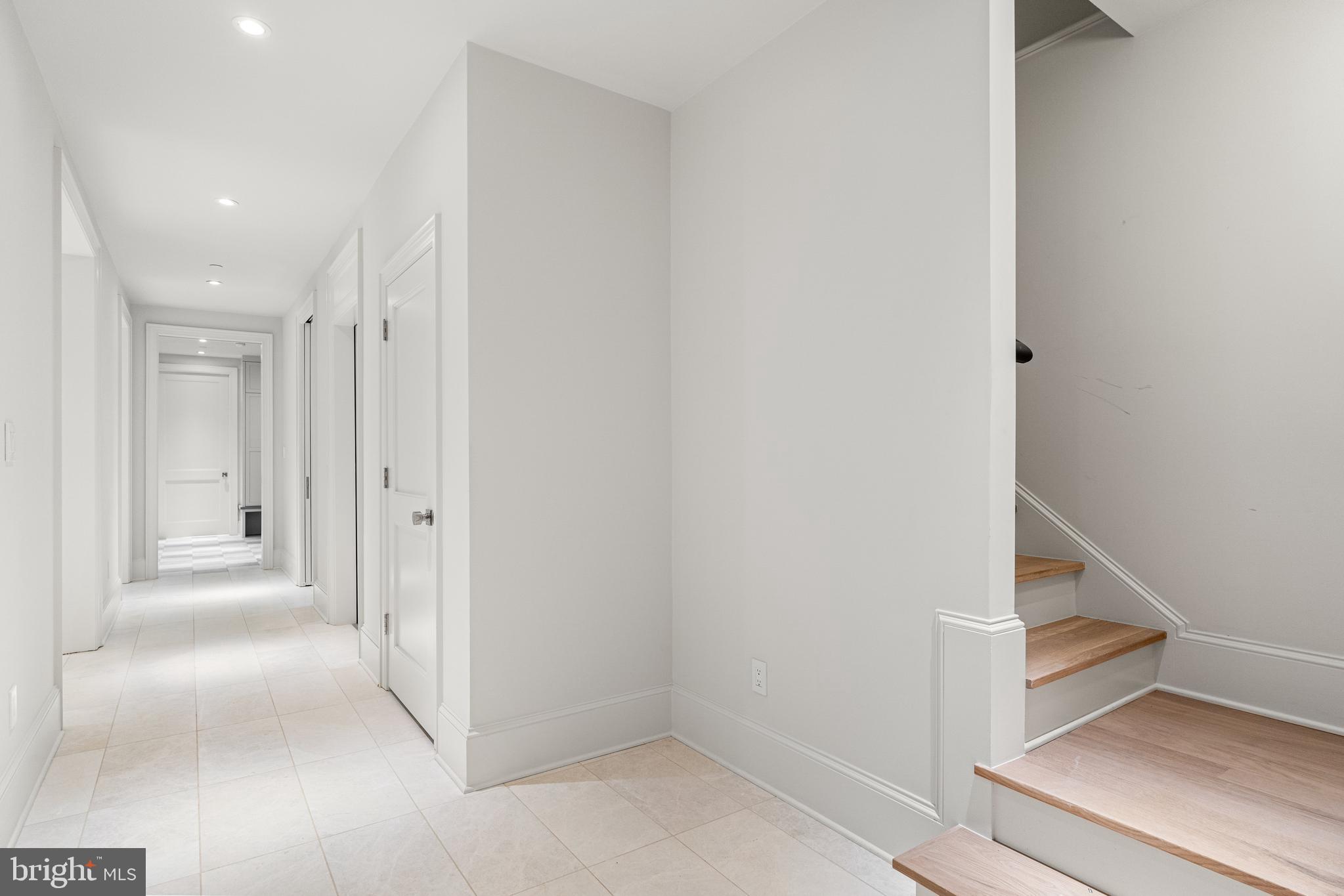 CLEVELAND PARK - Residential