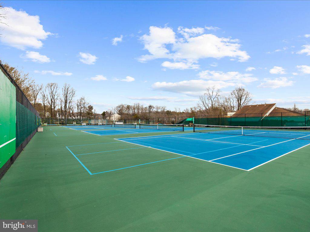 HERITAGE HARBOUR - Residential