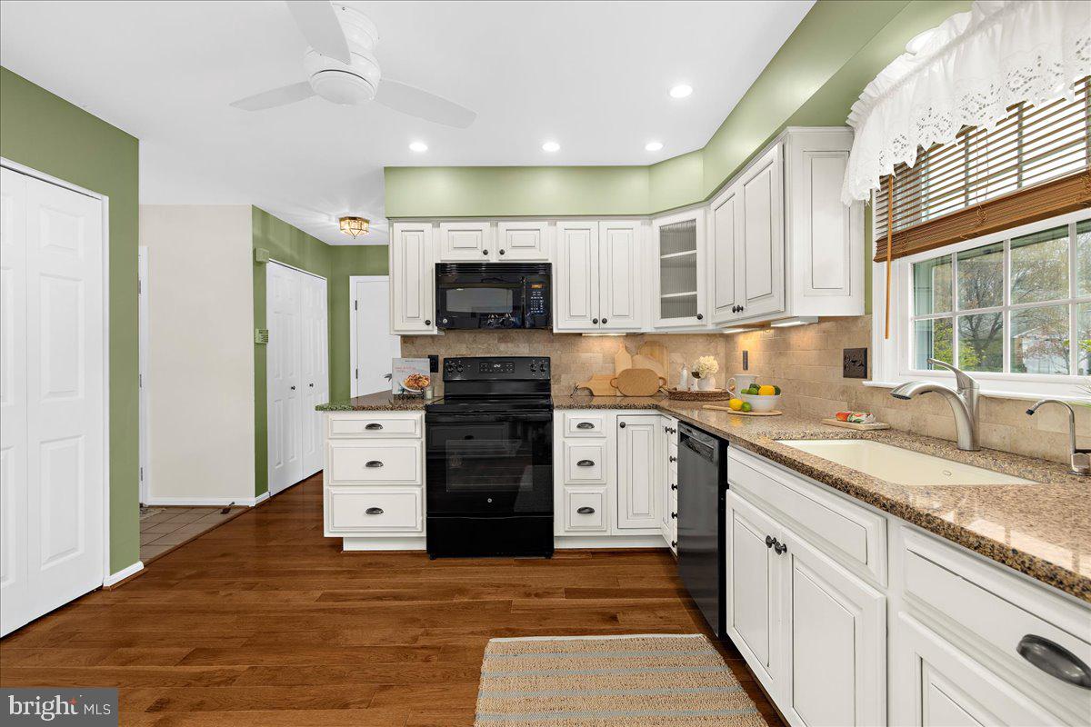 HERITAGE HARBOUR - Residential