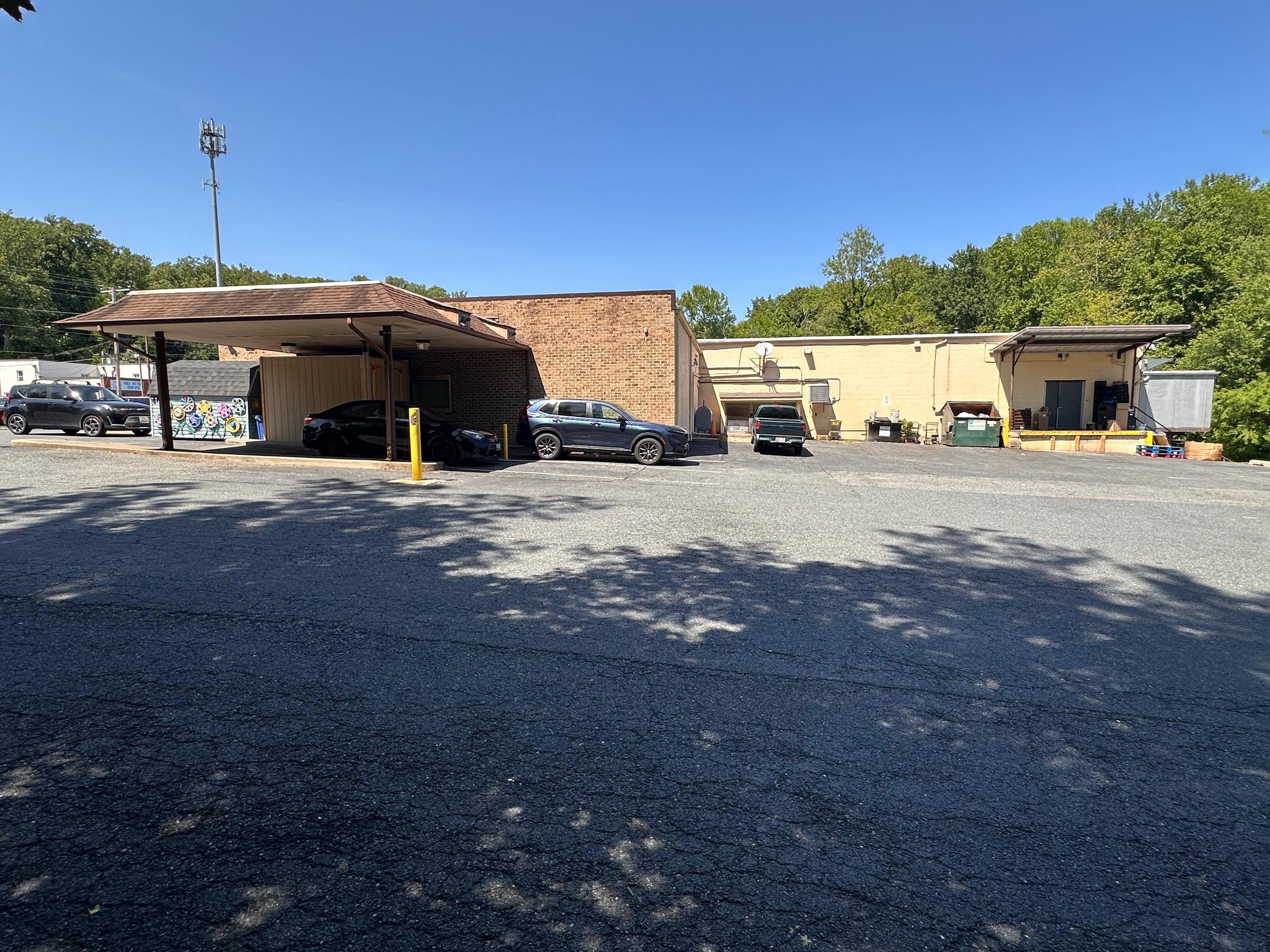 KINGSVILLE - Commercial Sale