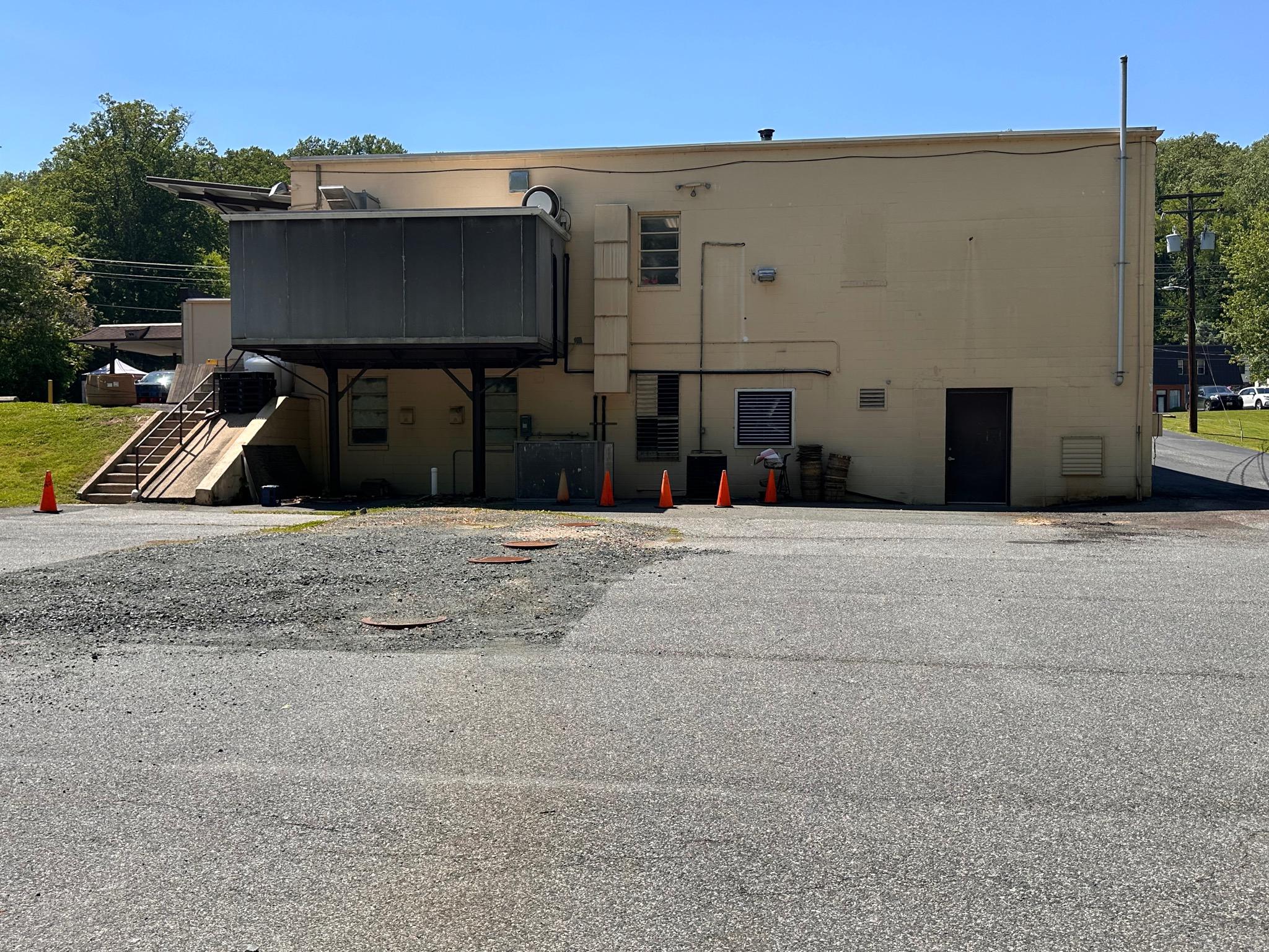 KINGSVILLE - Commercial Sale