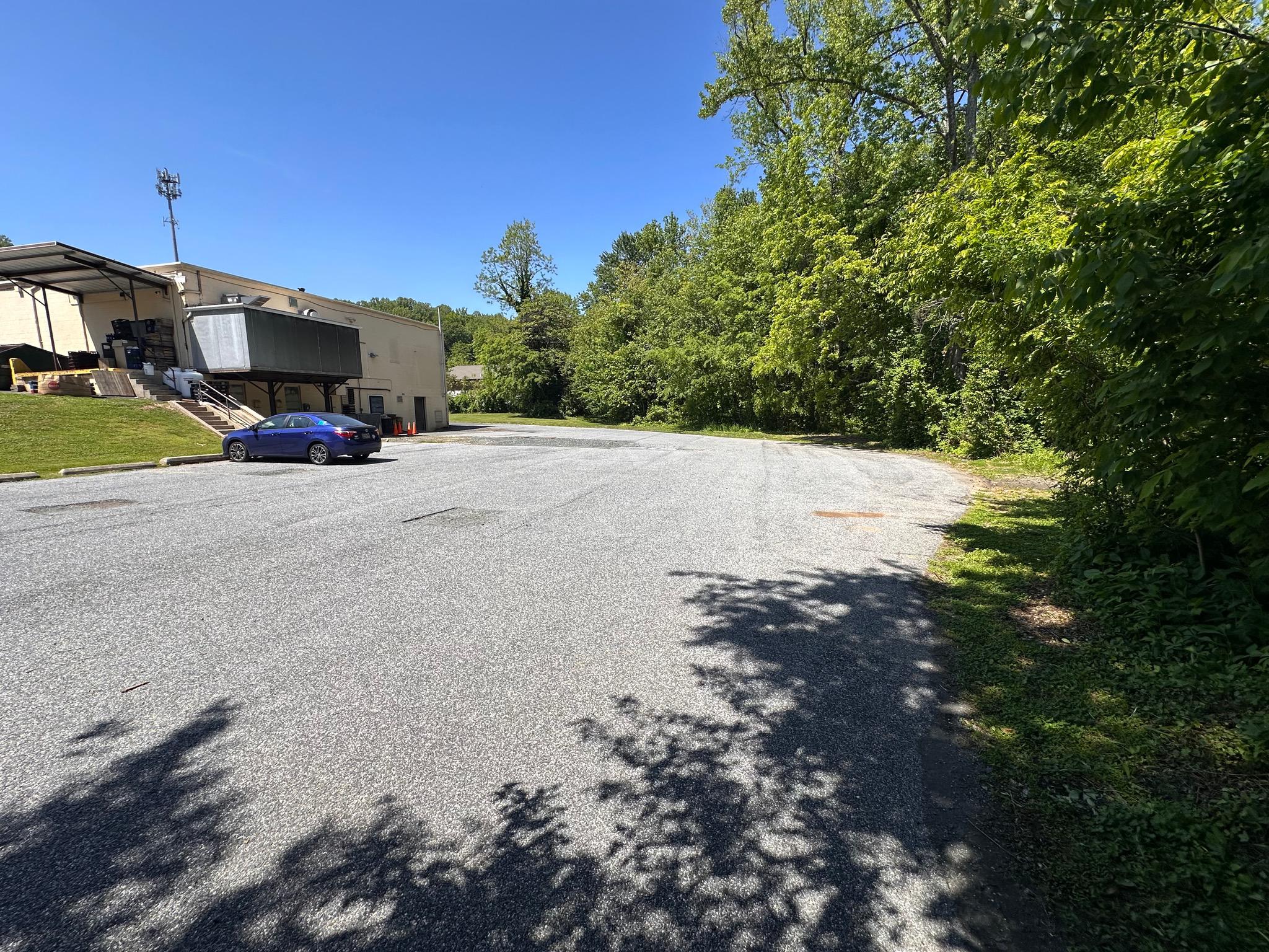 KINGSVILLE - Commercial Sale