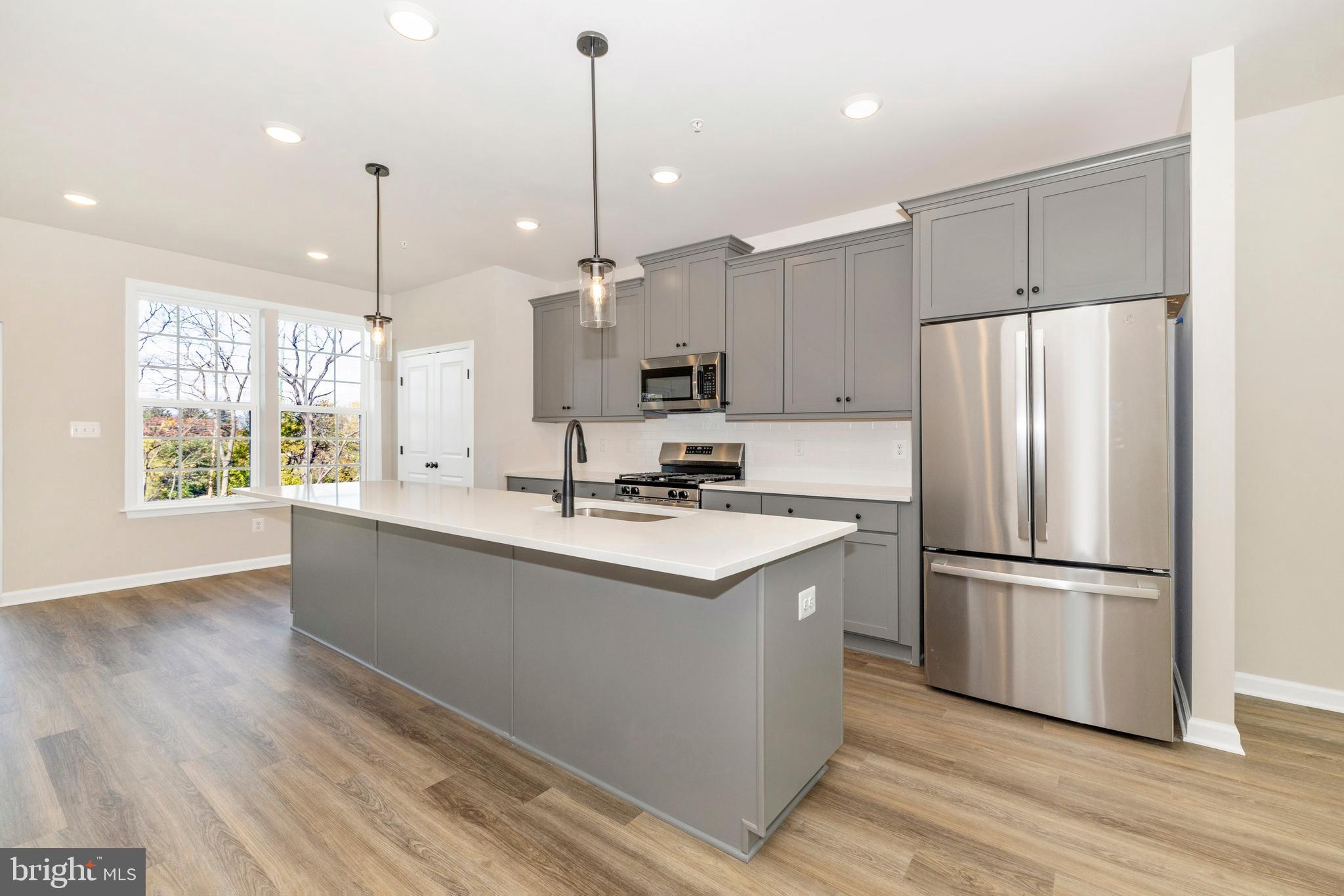 SPRING BANK - Residential