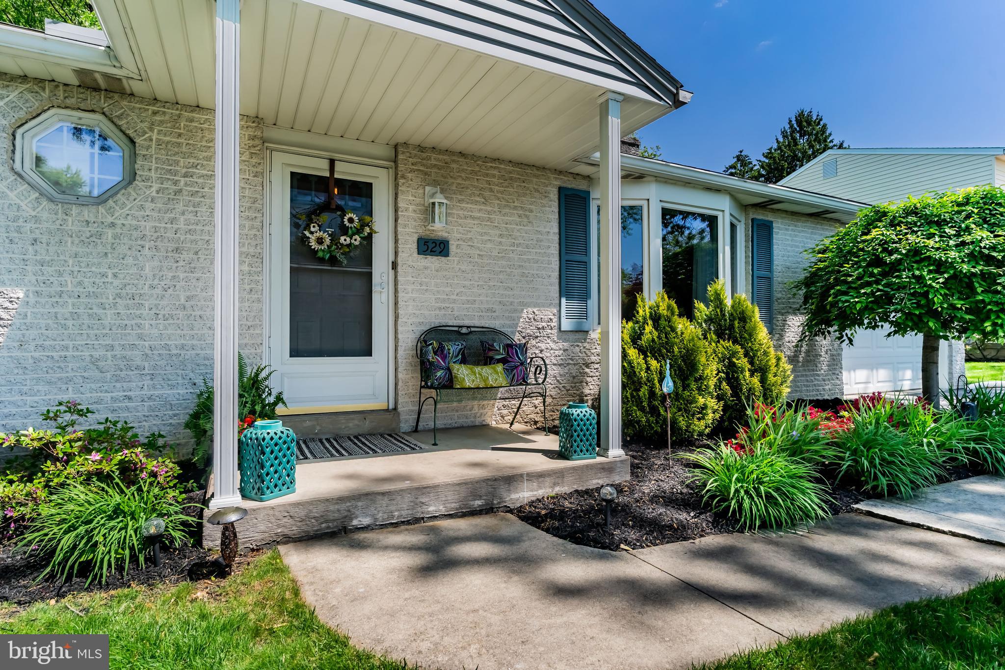 COUNTRY CLUB PARK - Residential