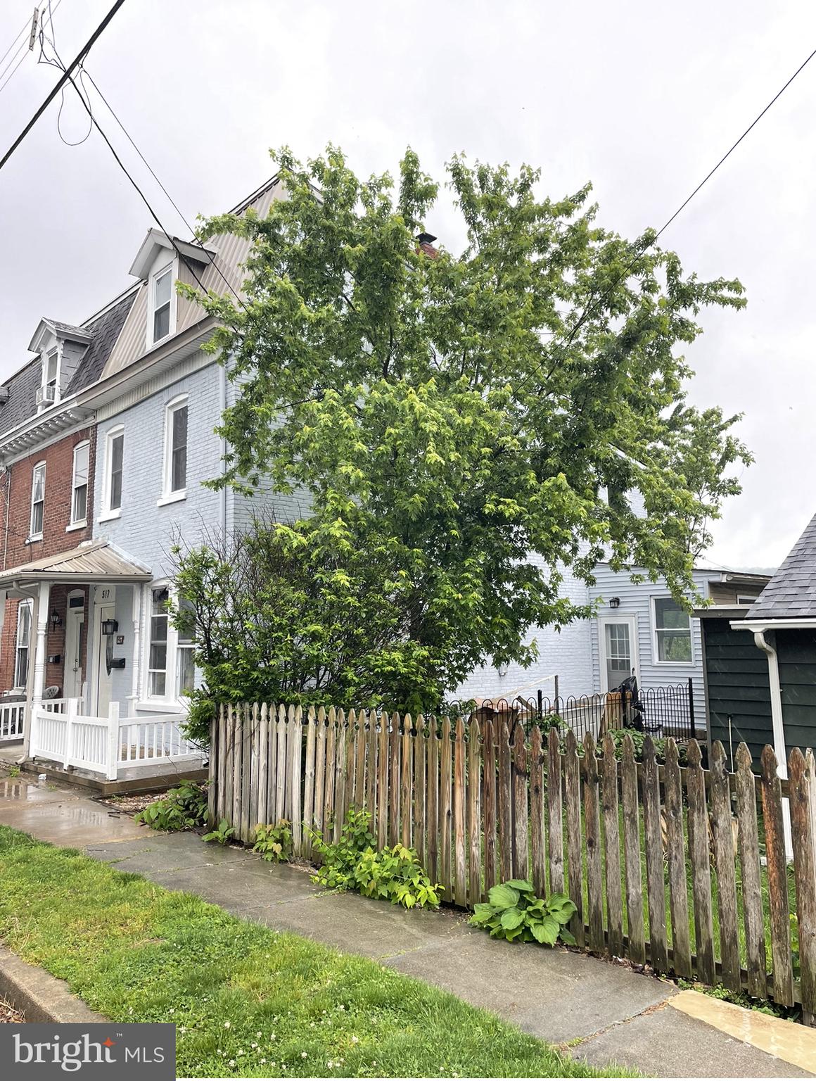 517 W MARKET STREET