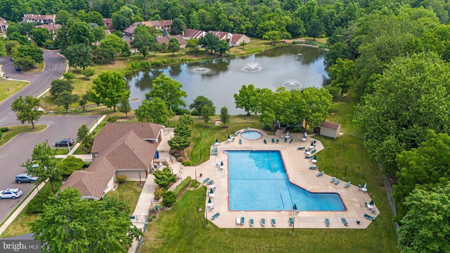 VILLAGE SHIRES - Residential