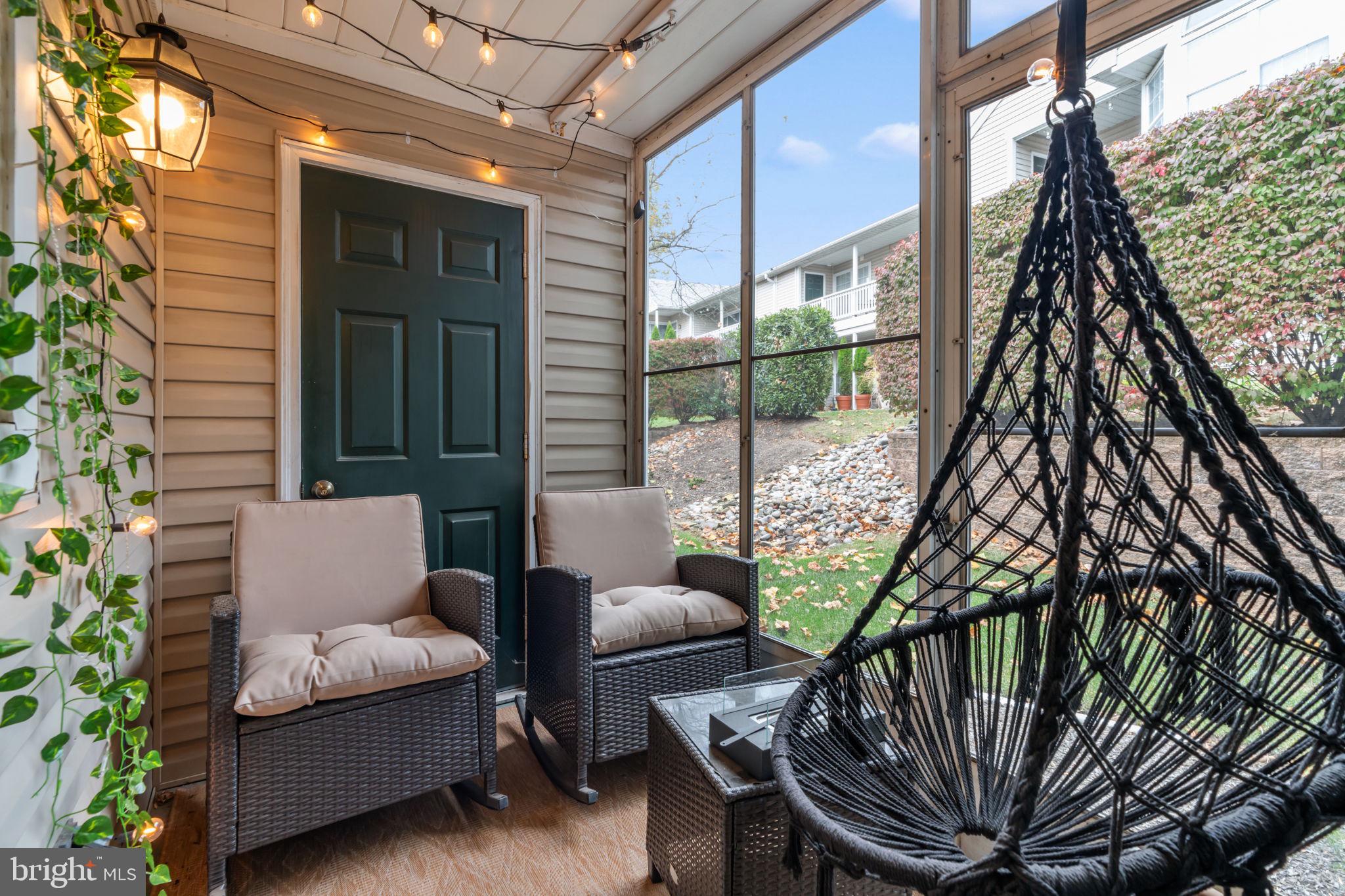 VILLAGE SHIRES - Residential