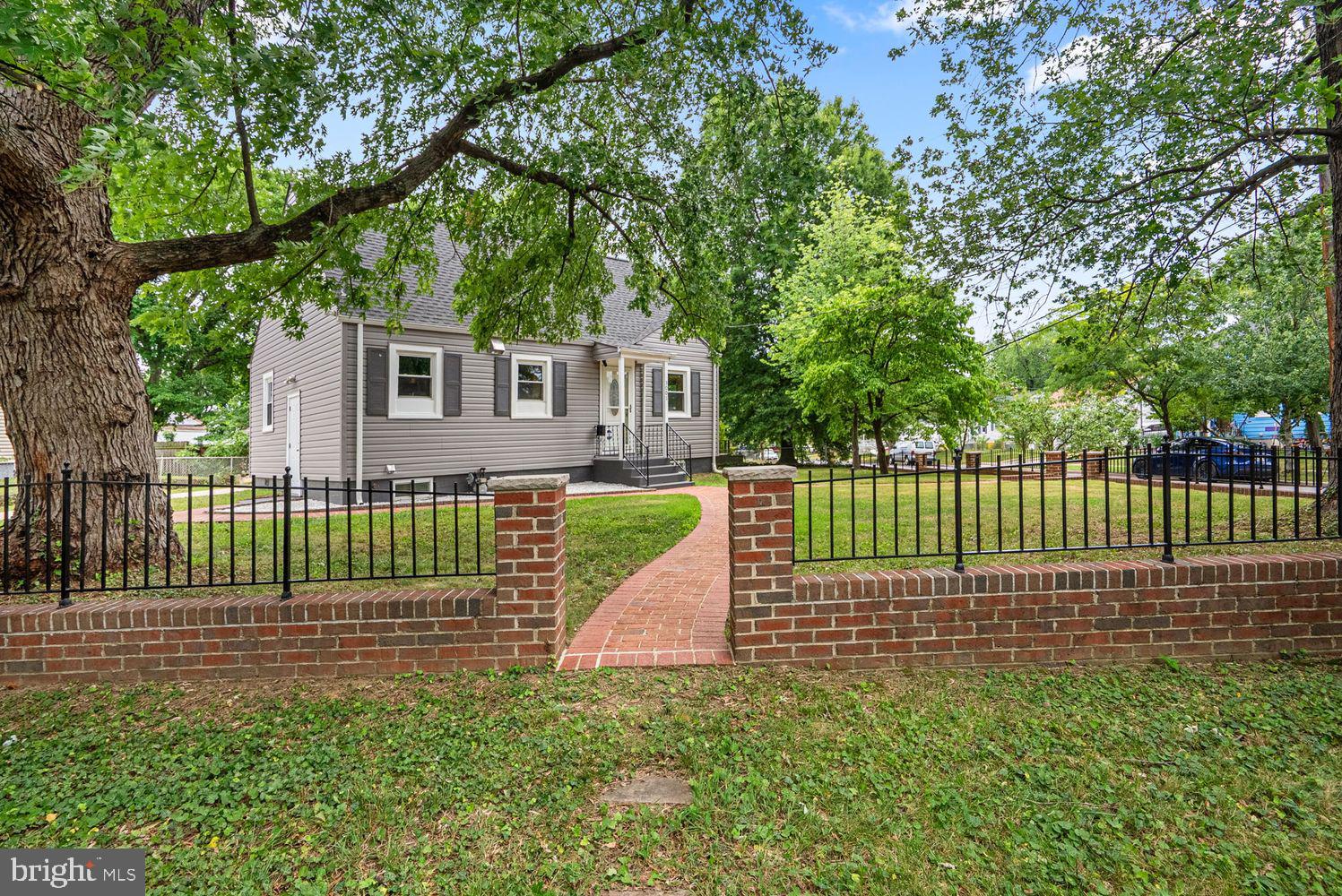 3001 LANCER PLACE