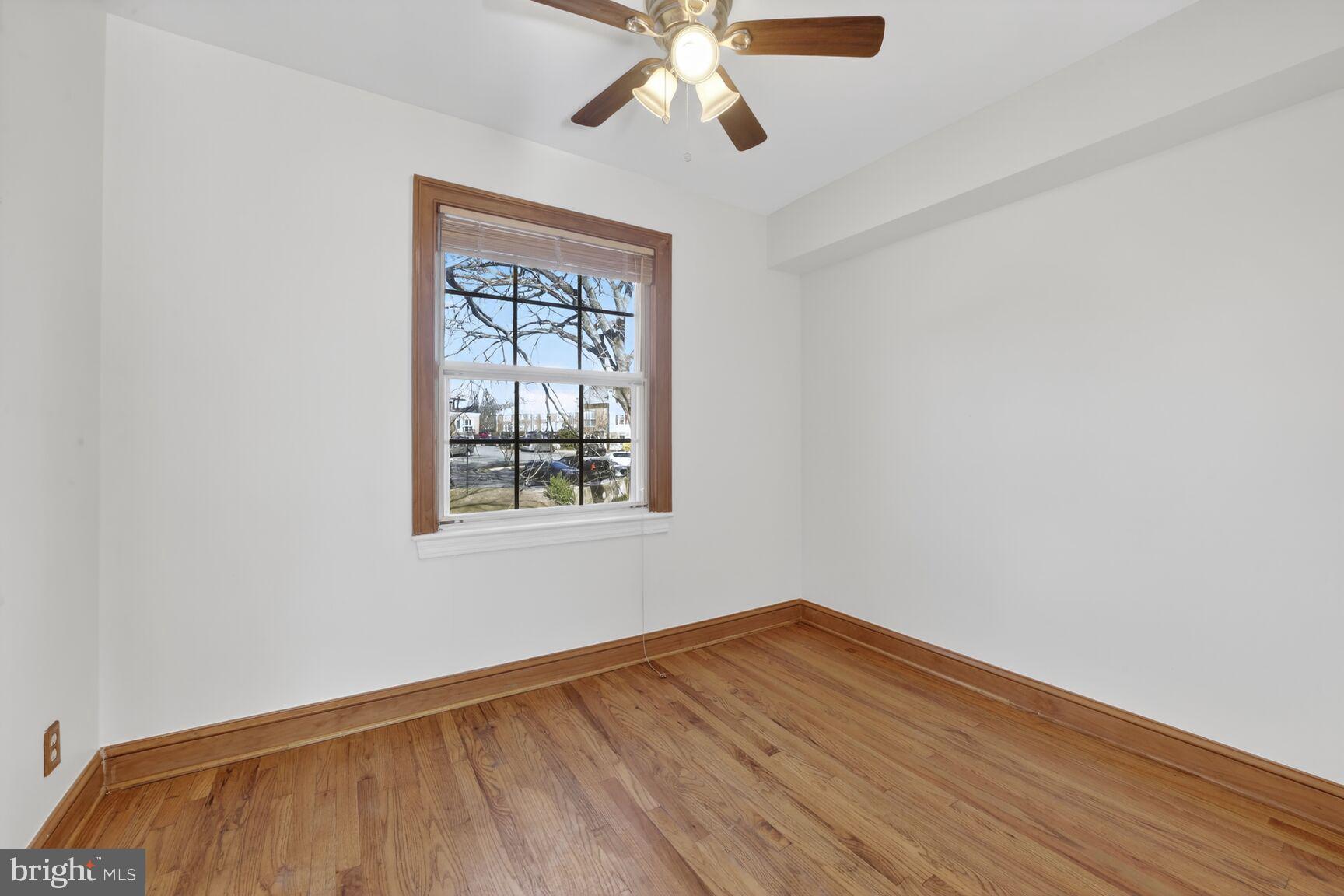 CAMBRIDGE COURTS - Residential