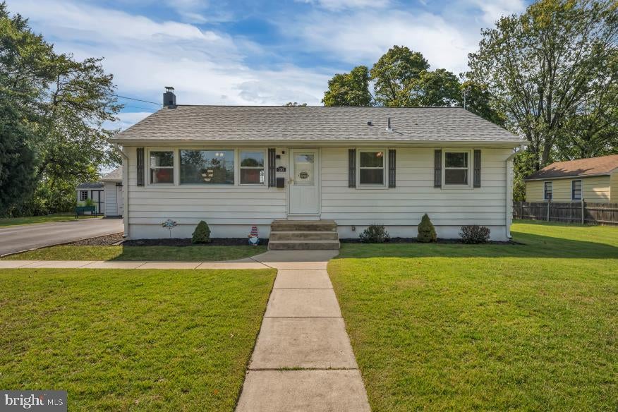 130 FAIRFAX DRIVE