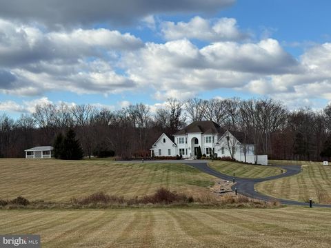 22101 EVERGREEN MILLS ROAD LEESBURG VA 20175