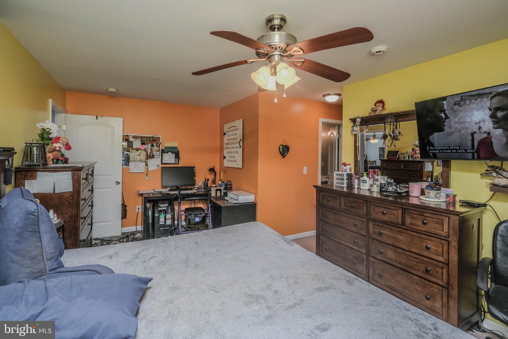 HIDDEN RIVER - Residential