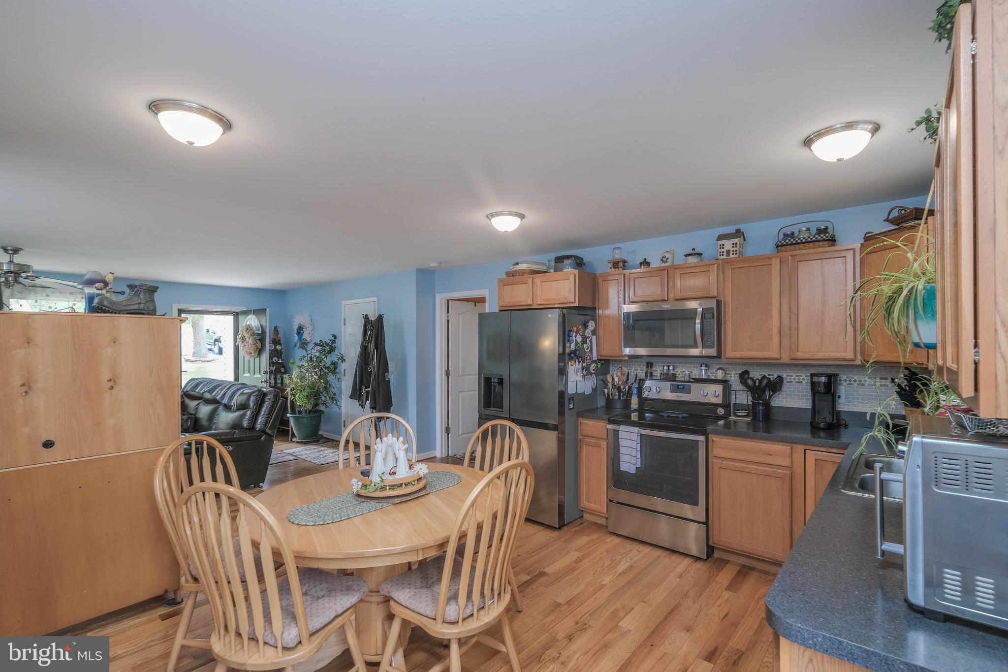 HIDDEN RIVER - Residential