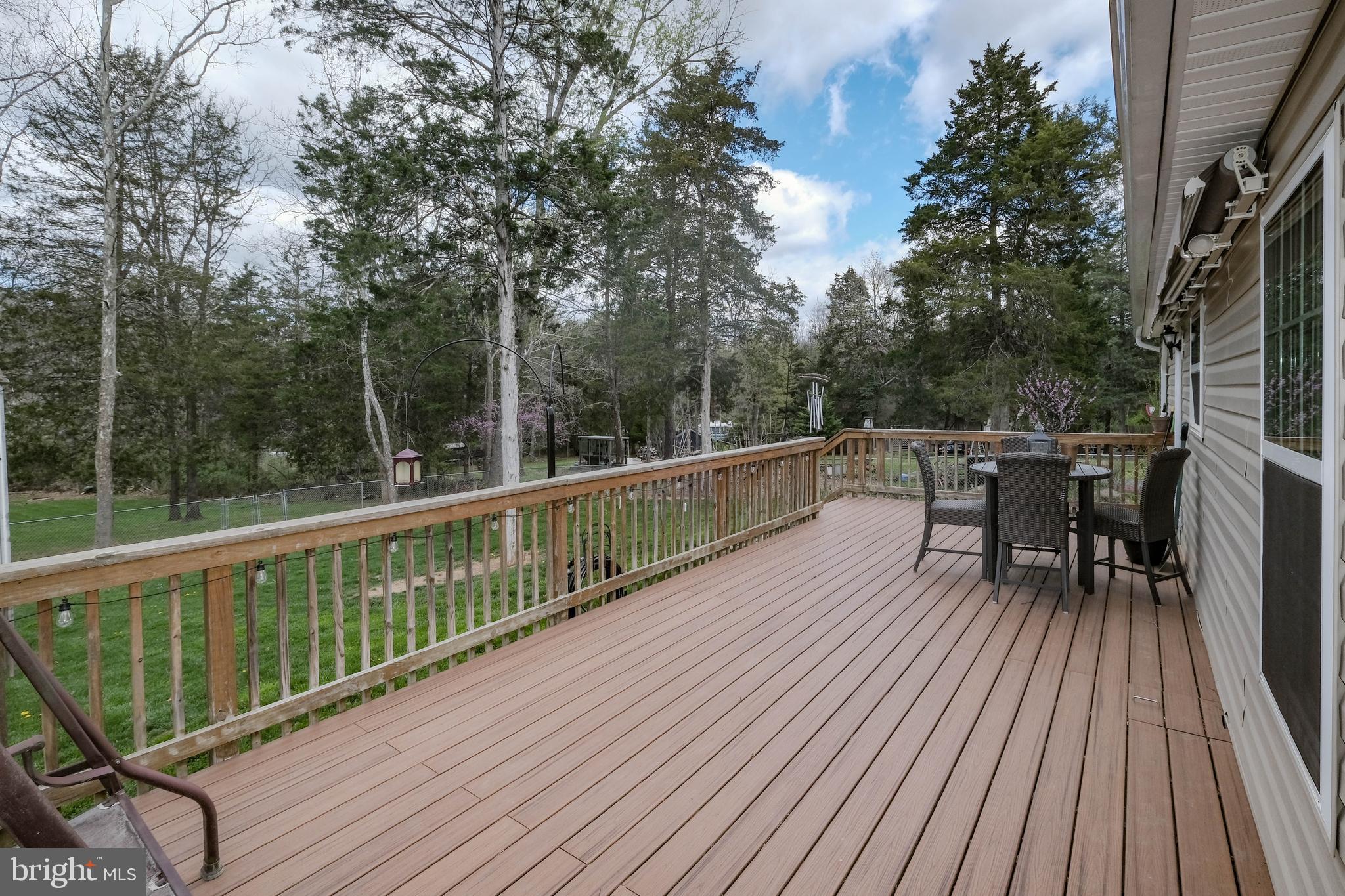 HIDDEN RIVER - Residential