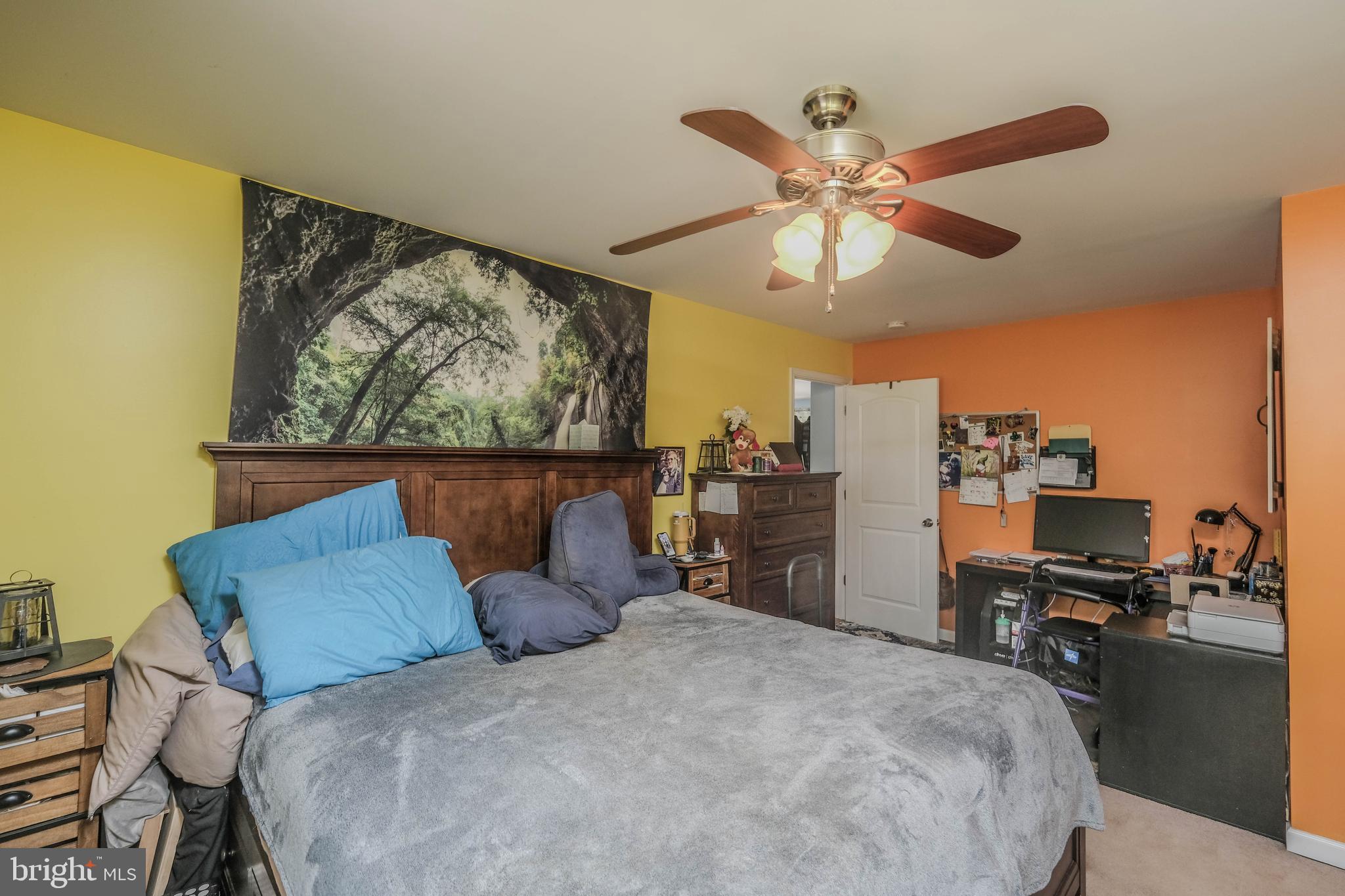 HIDDEN RIVER - Residential