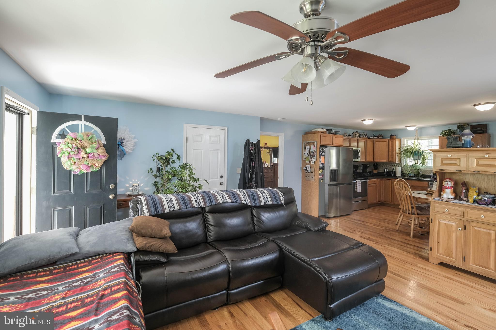 HIDDEN RIVER - Residential