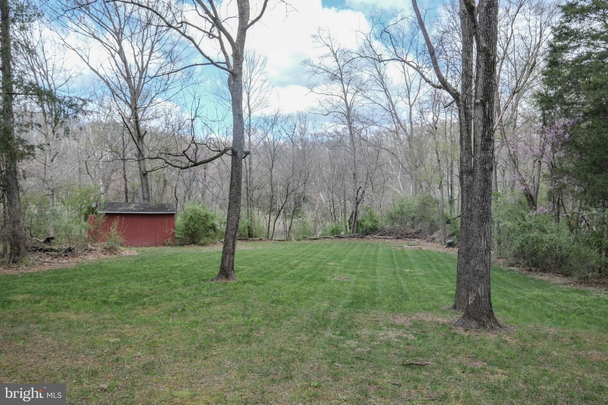 HIDDEN RIVER - Residential