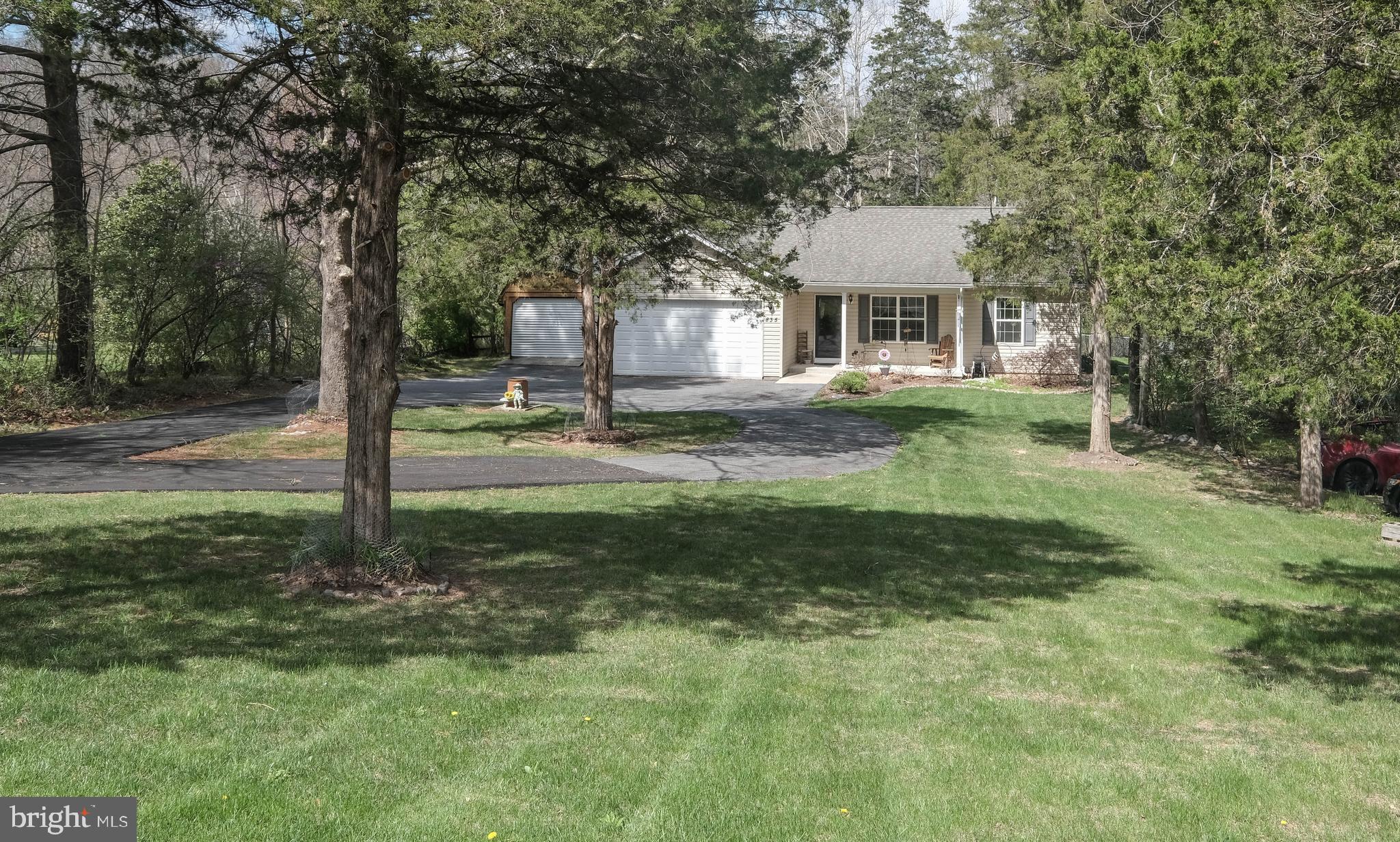 HIDDEN RIVER - Residential