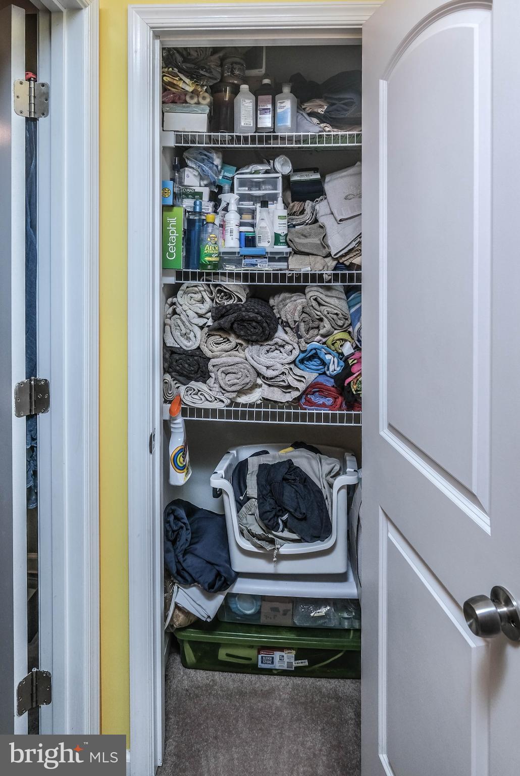 HIDDEN RIVER - Residential