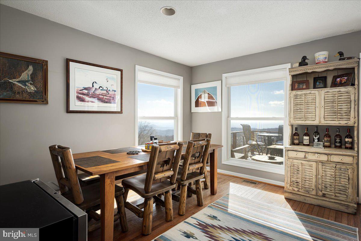 HIGH KNOB - Residential