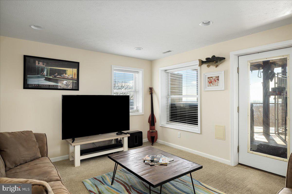 HIGH KNOB - Residential