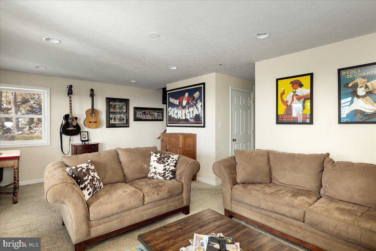 HIGH KNOB - Residential