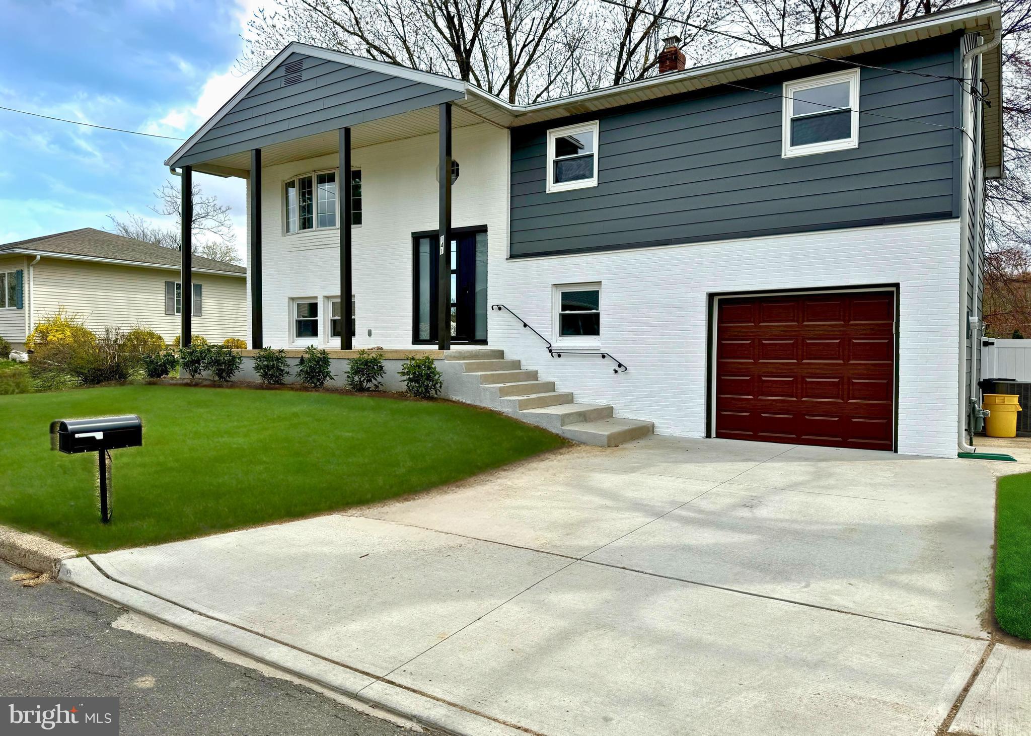 141 ALTAMAWR AVENUE