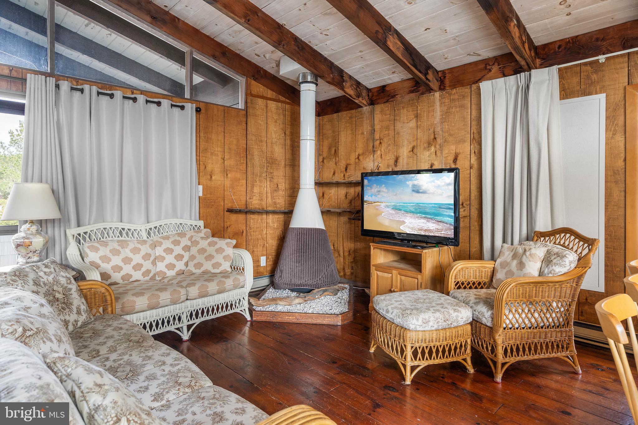 OCEAN VILLAGE - Residential