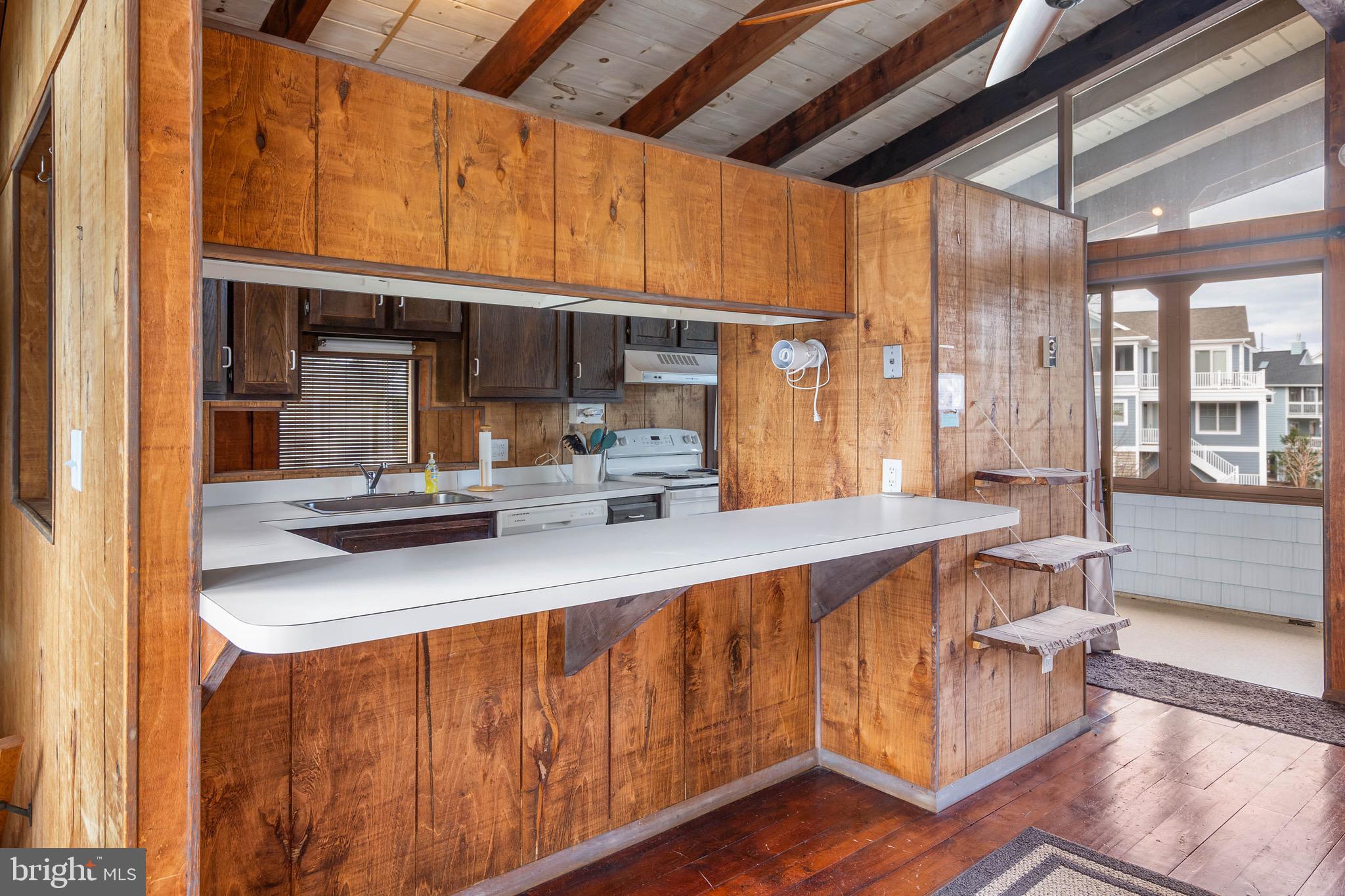 OCEAN VILLAGE - Residential