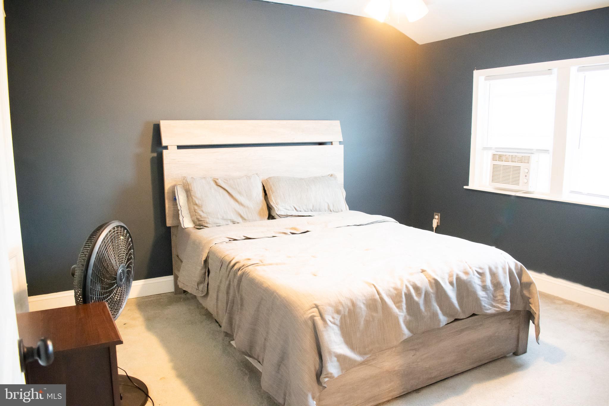 MAPLECREST - Residential