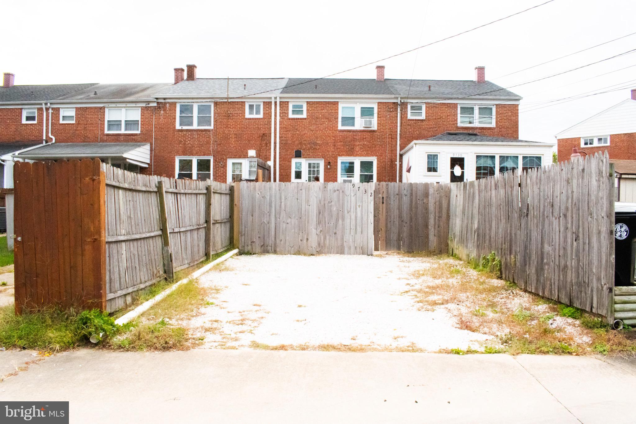 MAPLECREST - Residential