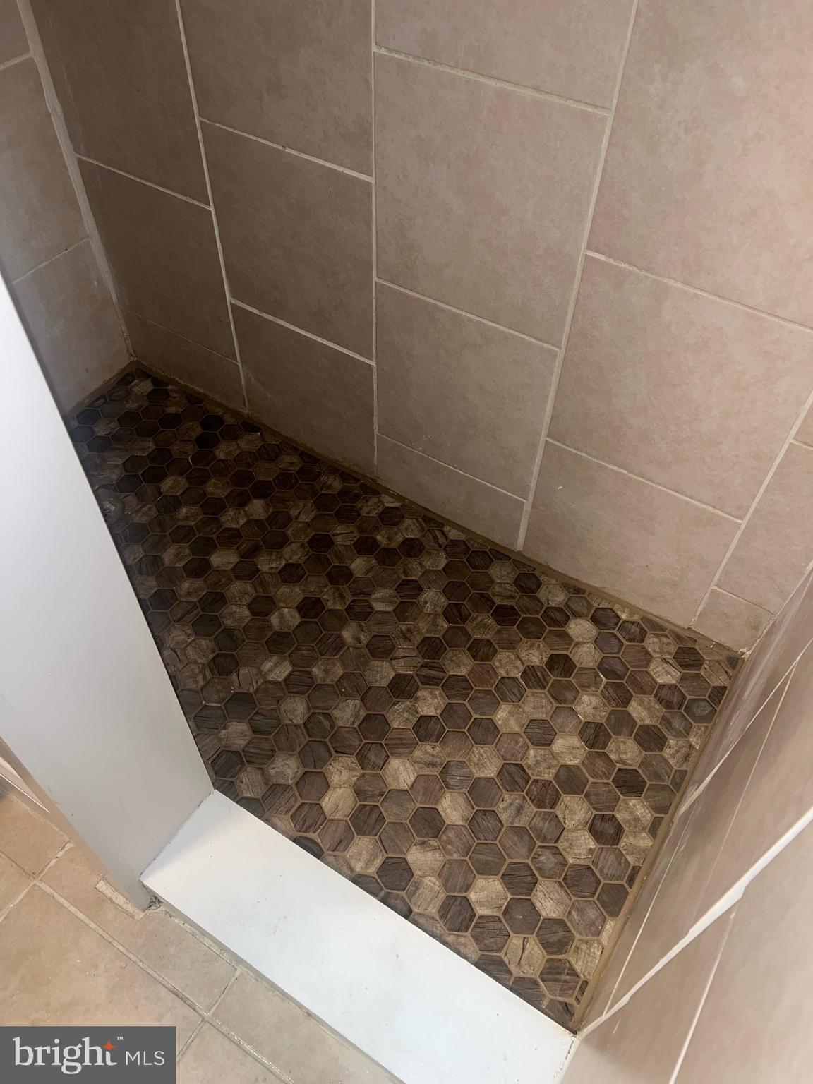 MAPLECREST - Residential