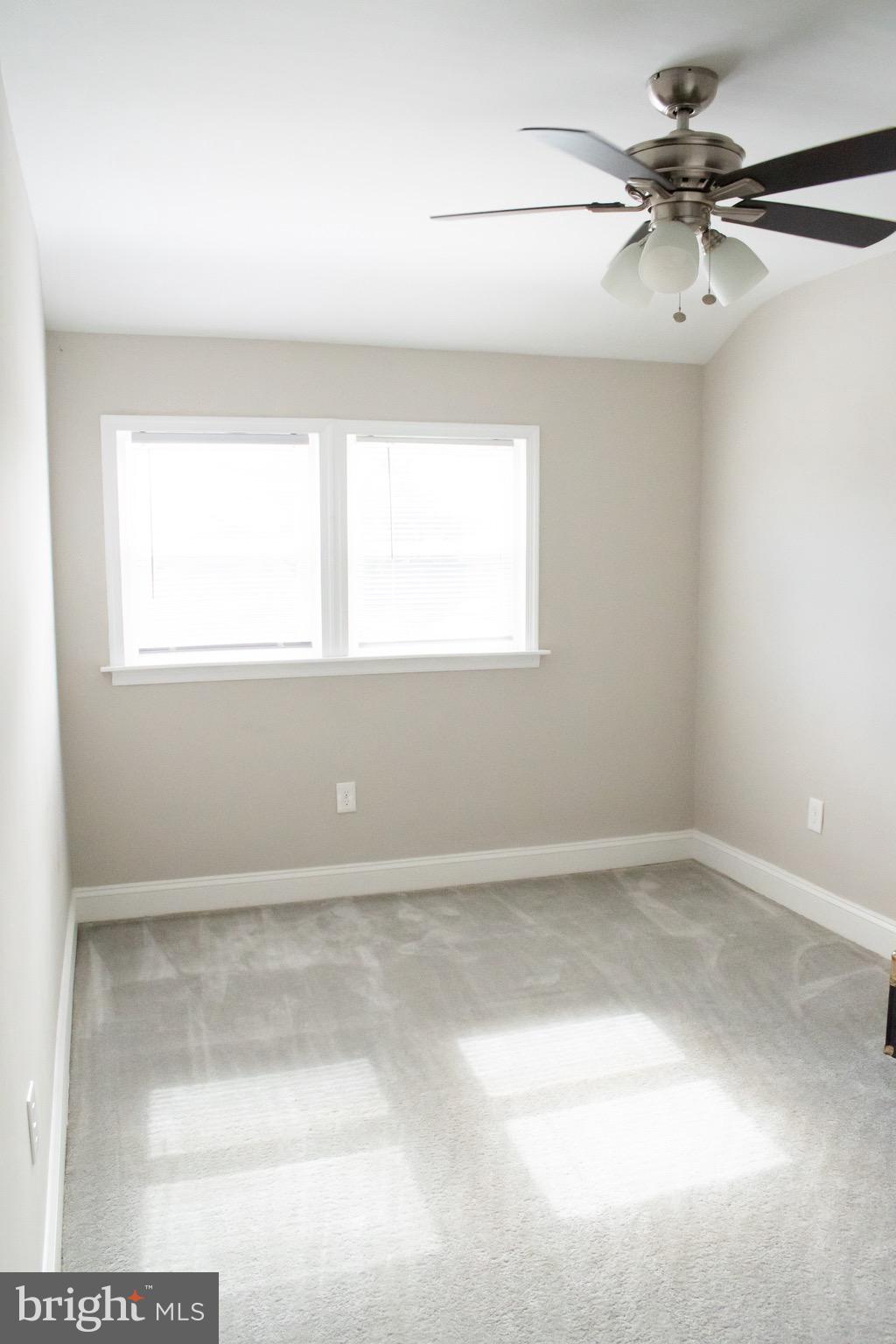 MAPLECREST - Residential