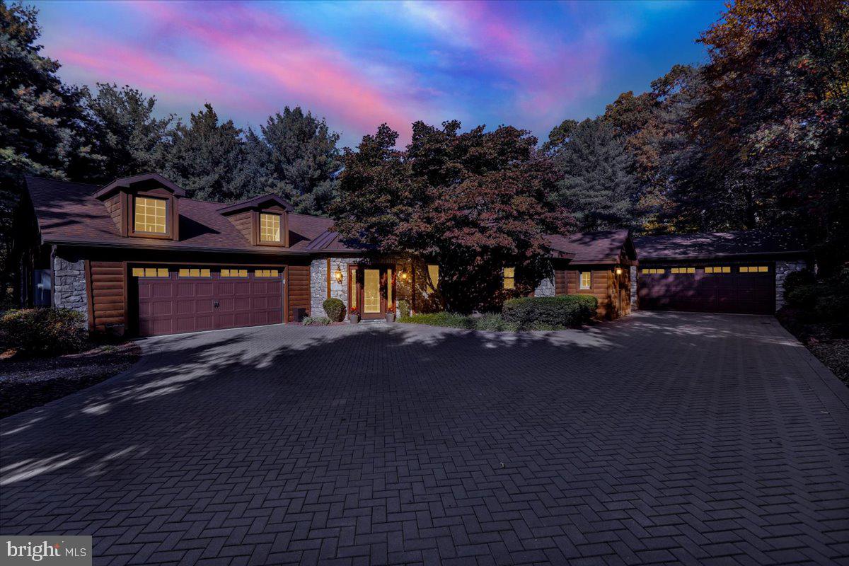 566 IMPERIAL DRIVE