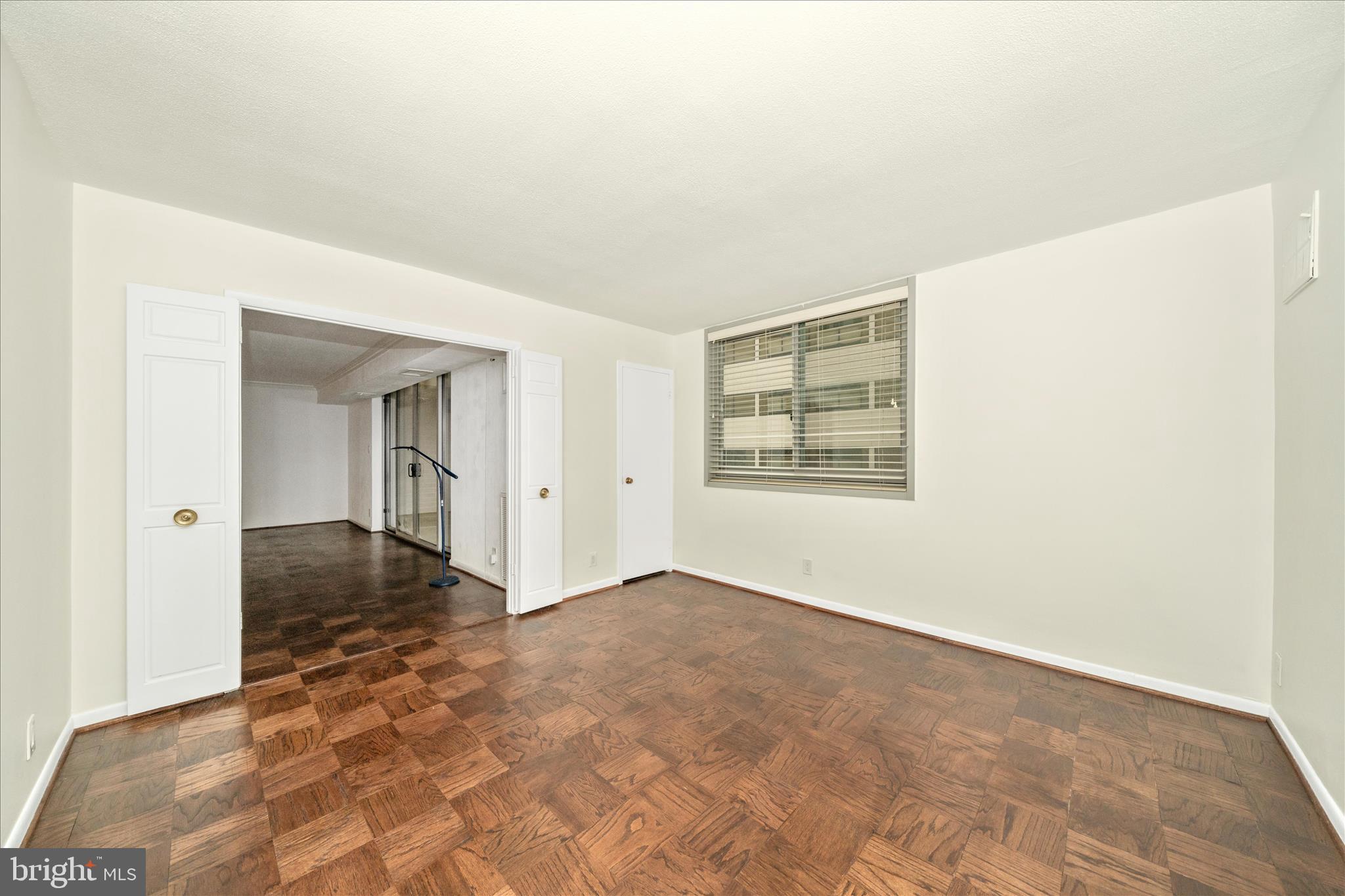 FRIENDSHIP HEIGHTS - Residential