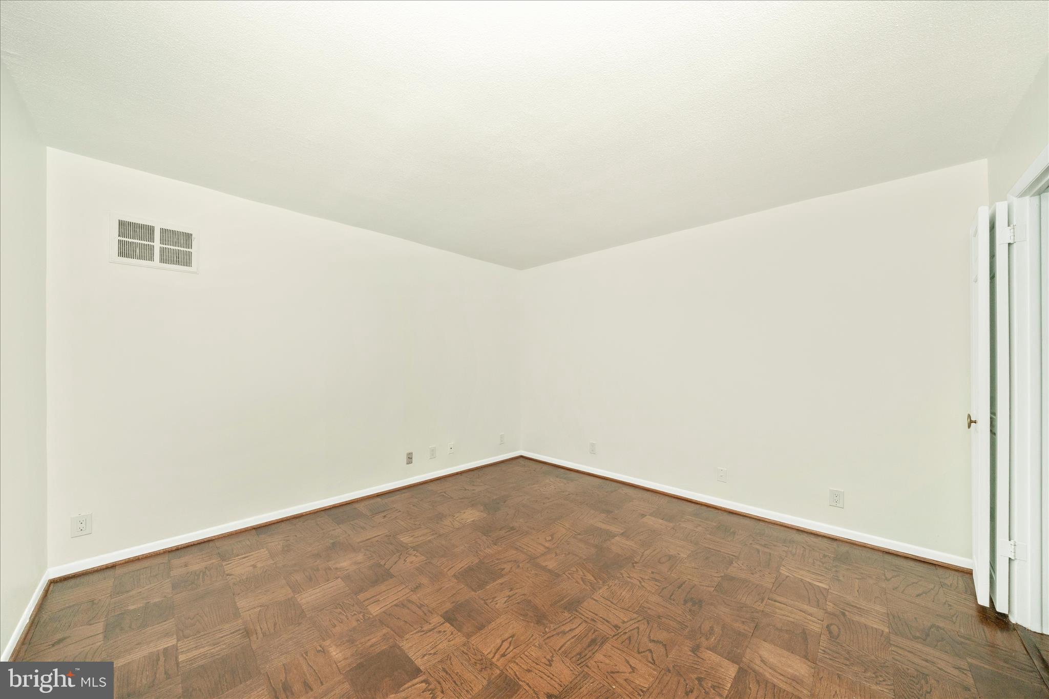 FRIENDSHIP HEIGHTS - Residential