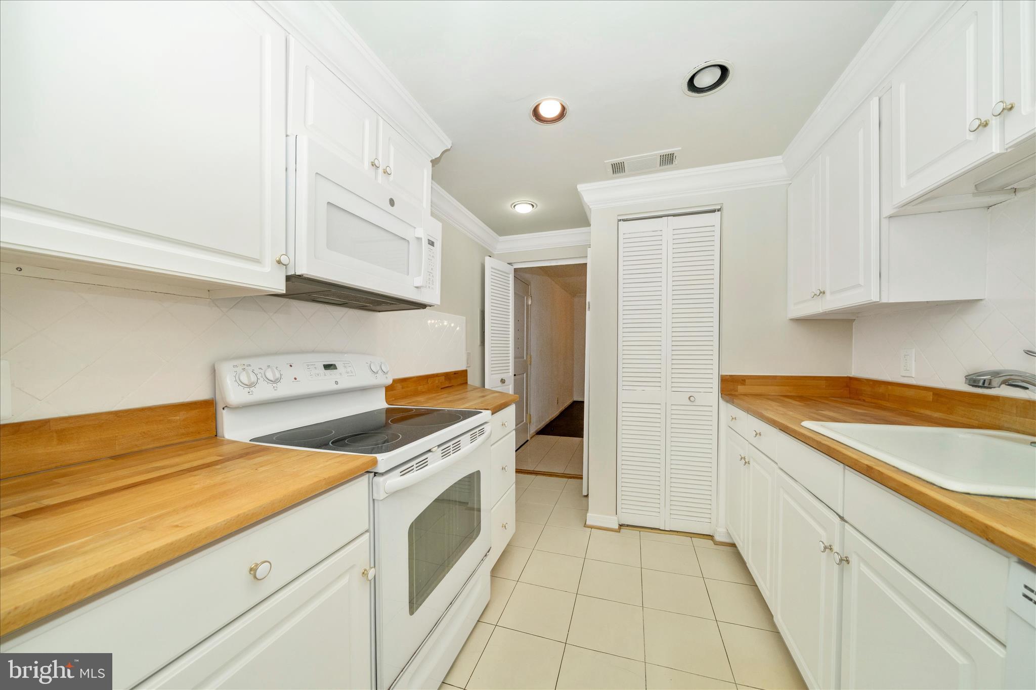 FRIENDSHIP HEIGHTS - Residential